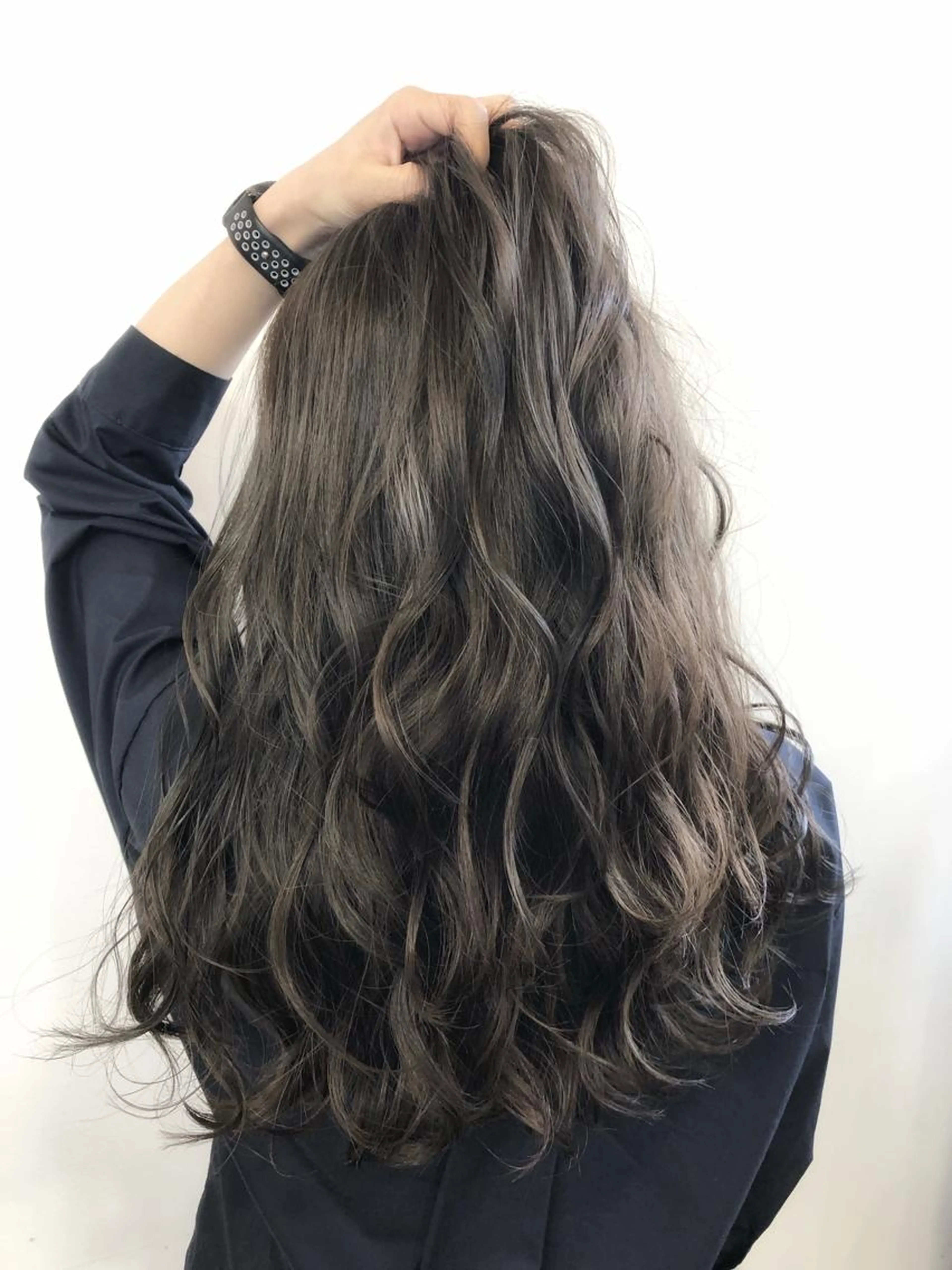 うる艶カラー＋カットの写真