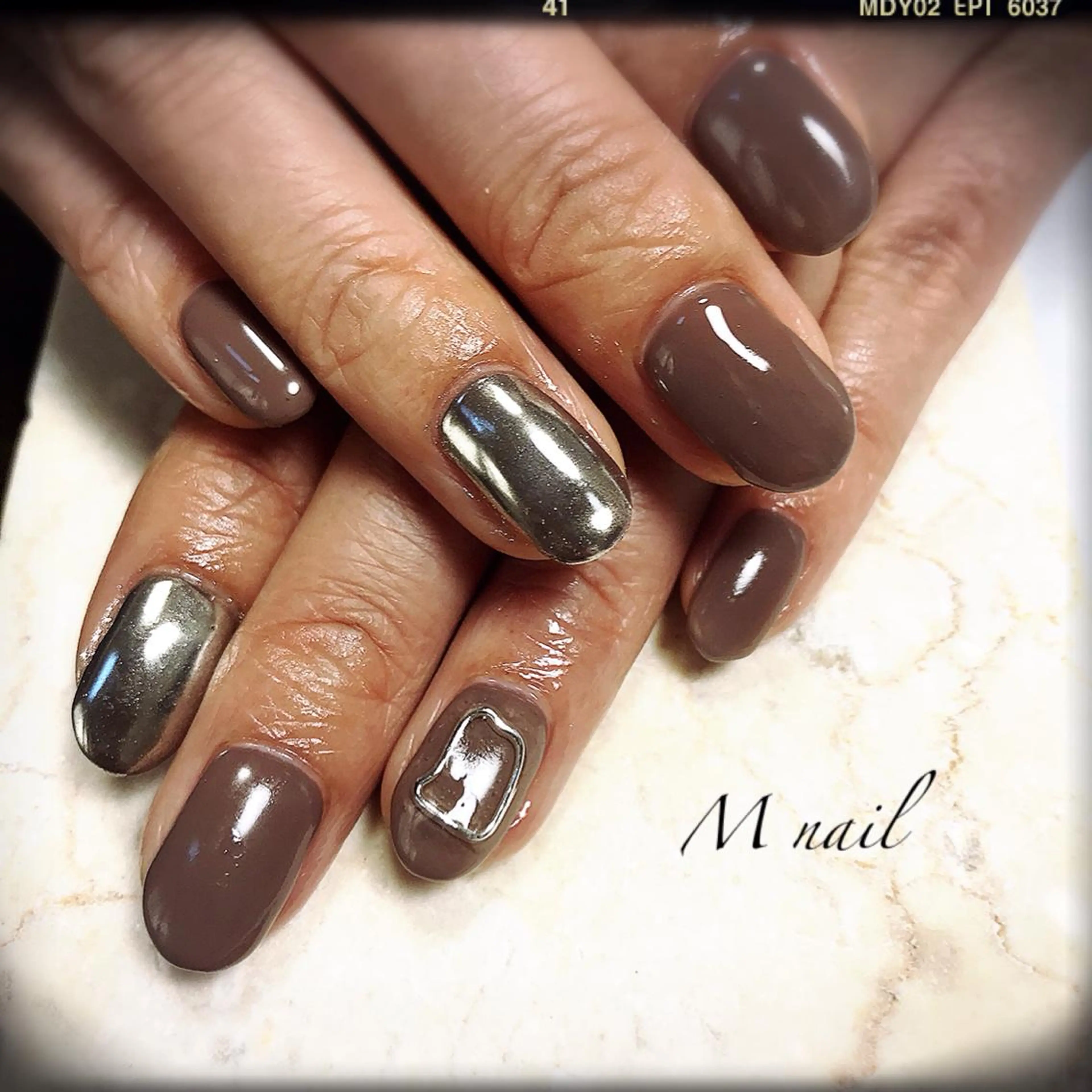 ネイル ミラーネイル M nail 市原市ちはら台のネイルデザイン