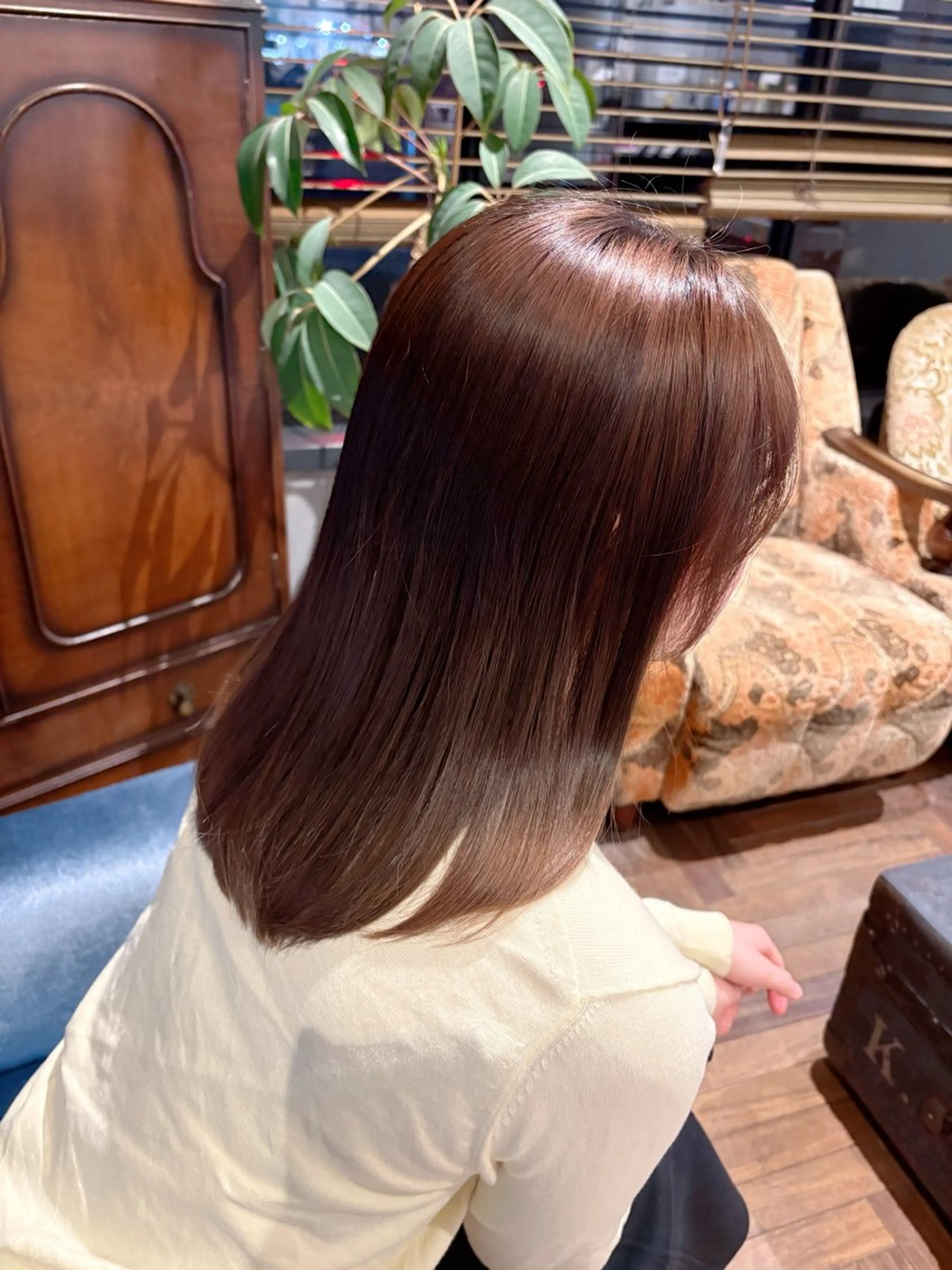 【透明感カラー】ワンカラー➕シルクトリートメント(女性、男性どちらも予約受付中)の写真