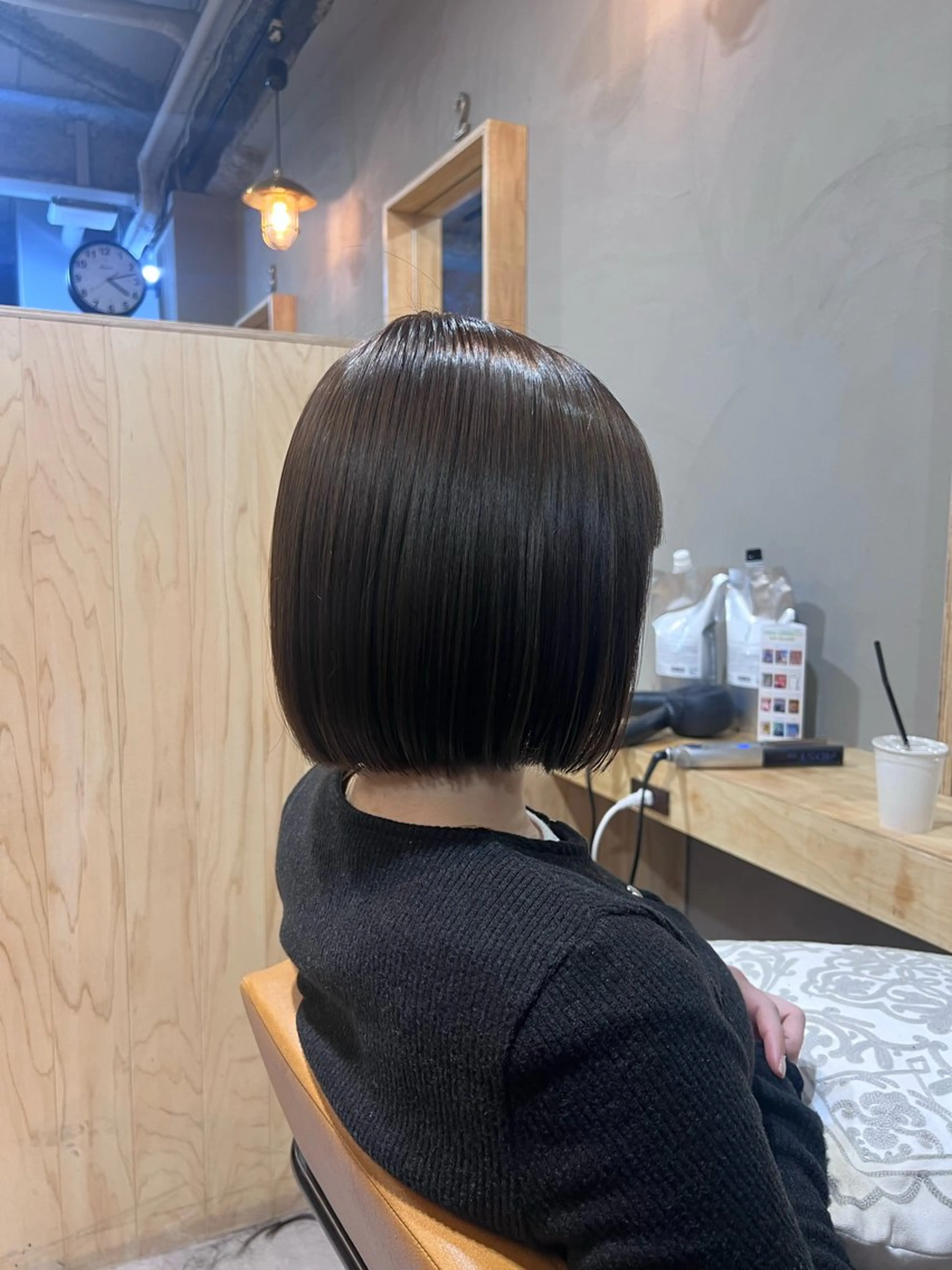 ショート カラー 切りっぱなしボブ ボブ 神戸ボブ✂️ ioe三宮/田 伸佳のヘアスタイル