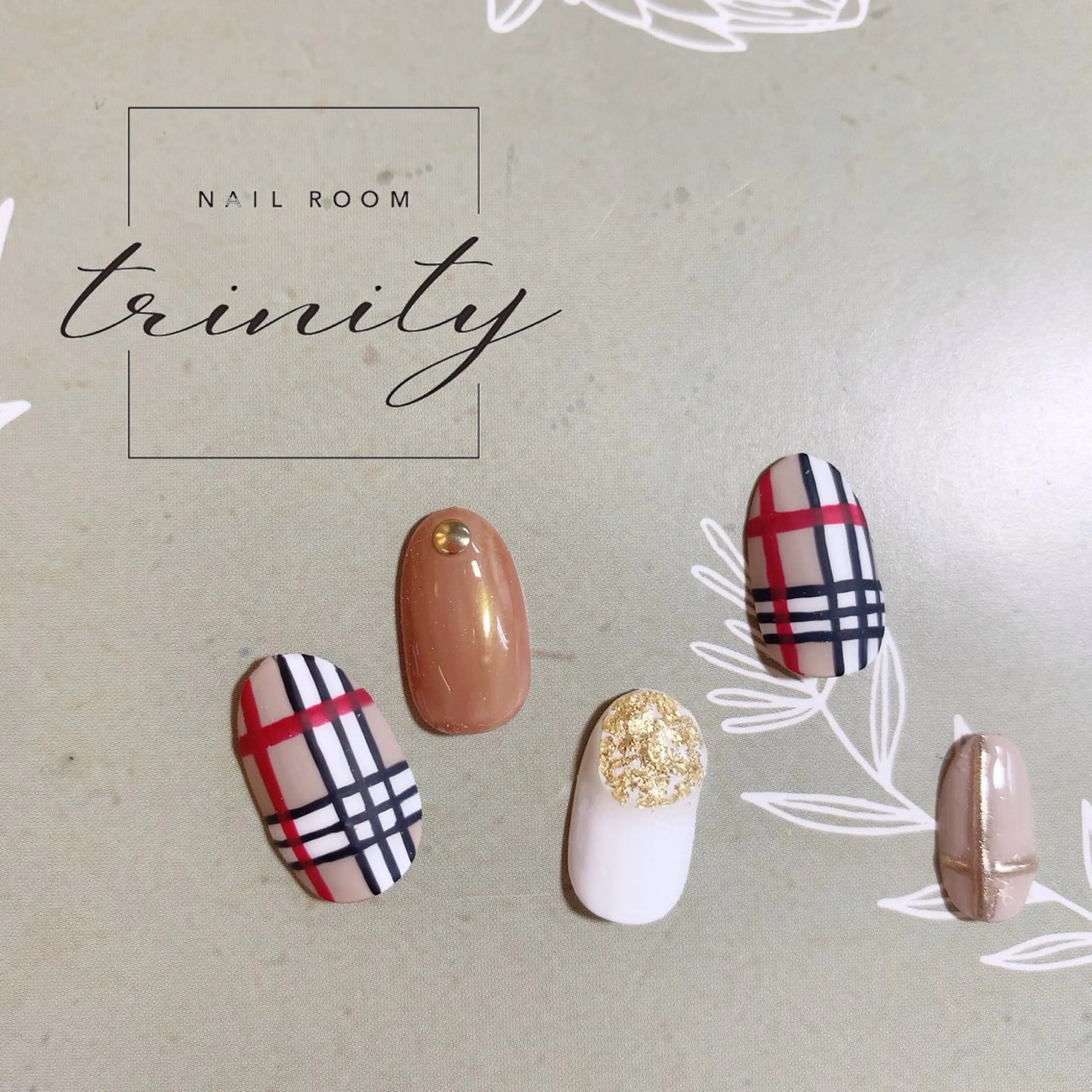 ネイル Trinity staffのネイルデザイン