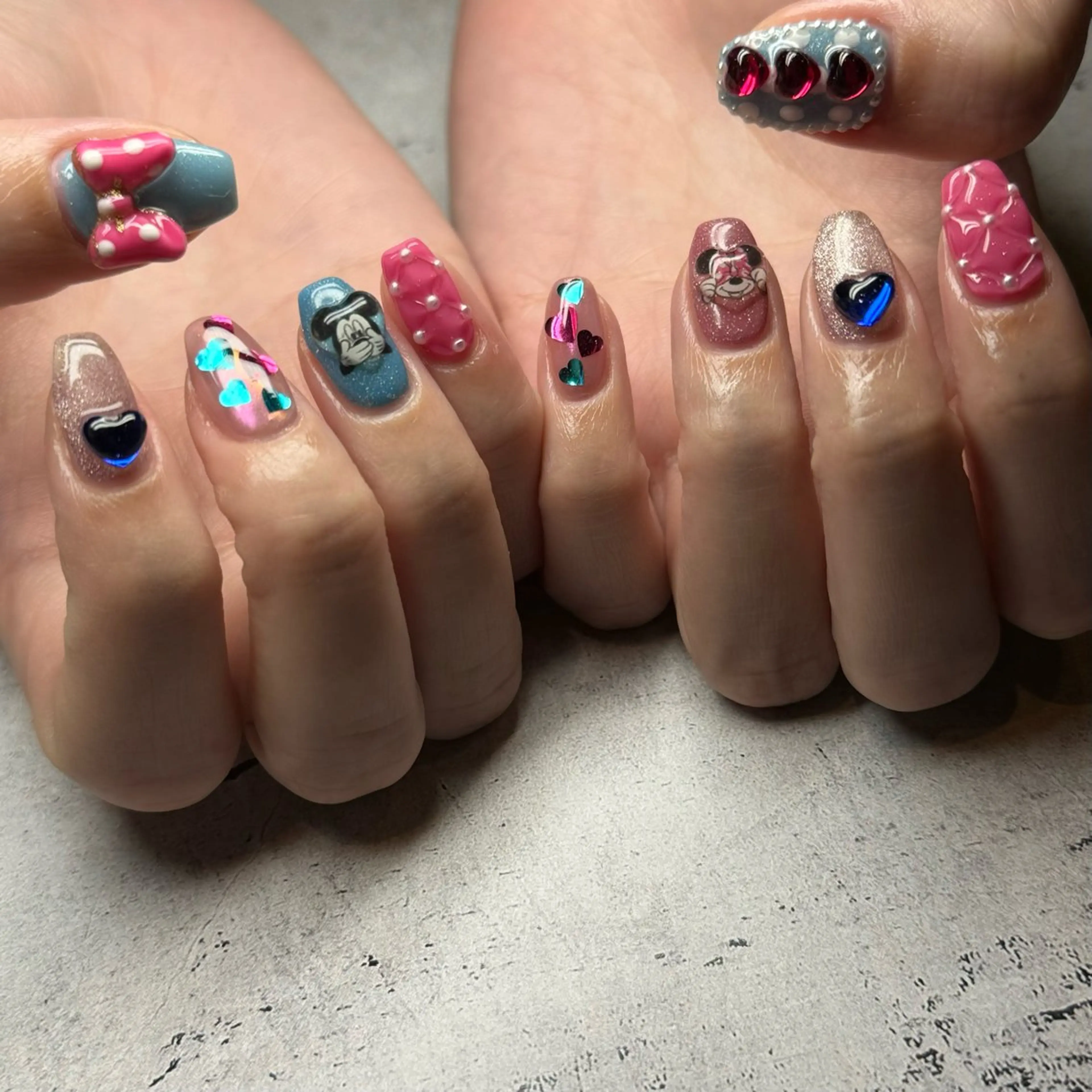 ネイル ハンドネイル 𝐫𝐚𝐢 𝐧𝐚𝐢𝐥の眉毛・アイブロウイメージ