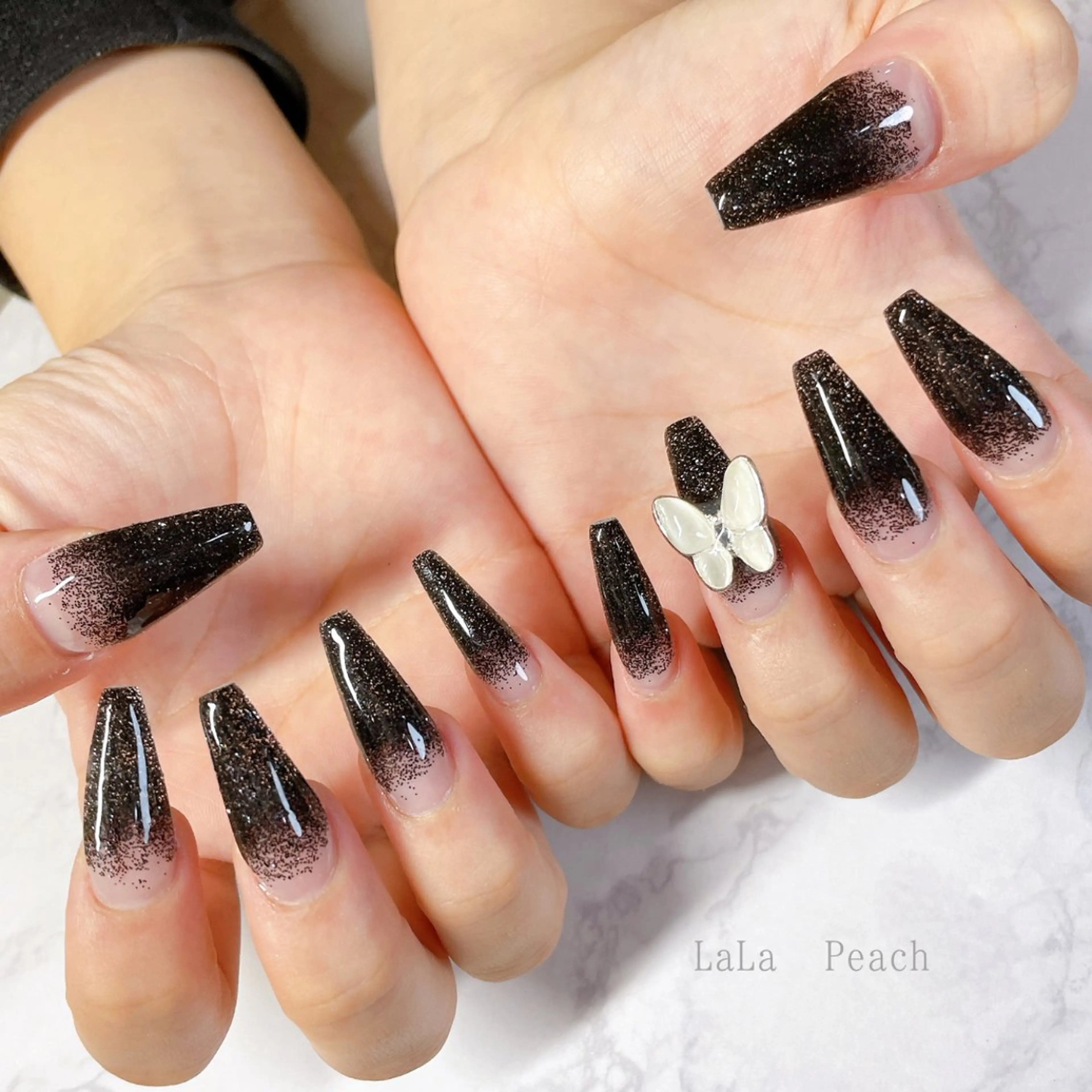 ネイル グラデーション ラメ(グリッター) スカルプネイル ハンドネイル LaLa Peach 福岡のマツエク・マツパデザイン