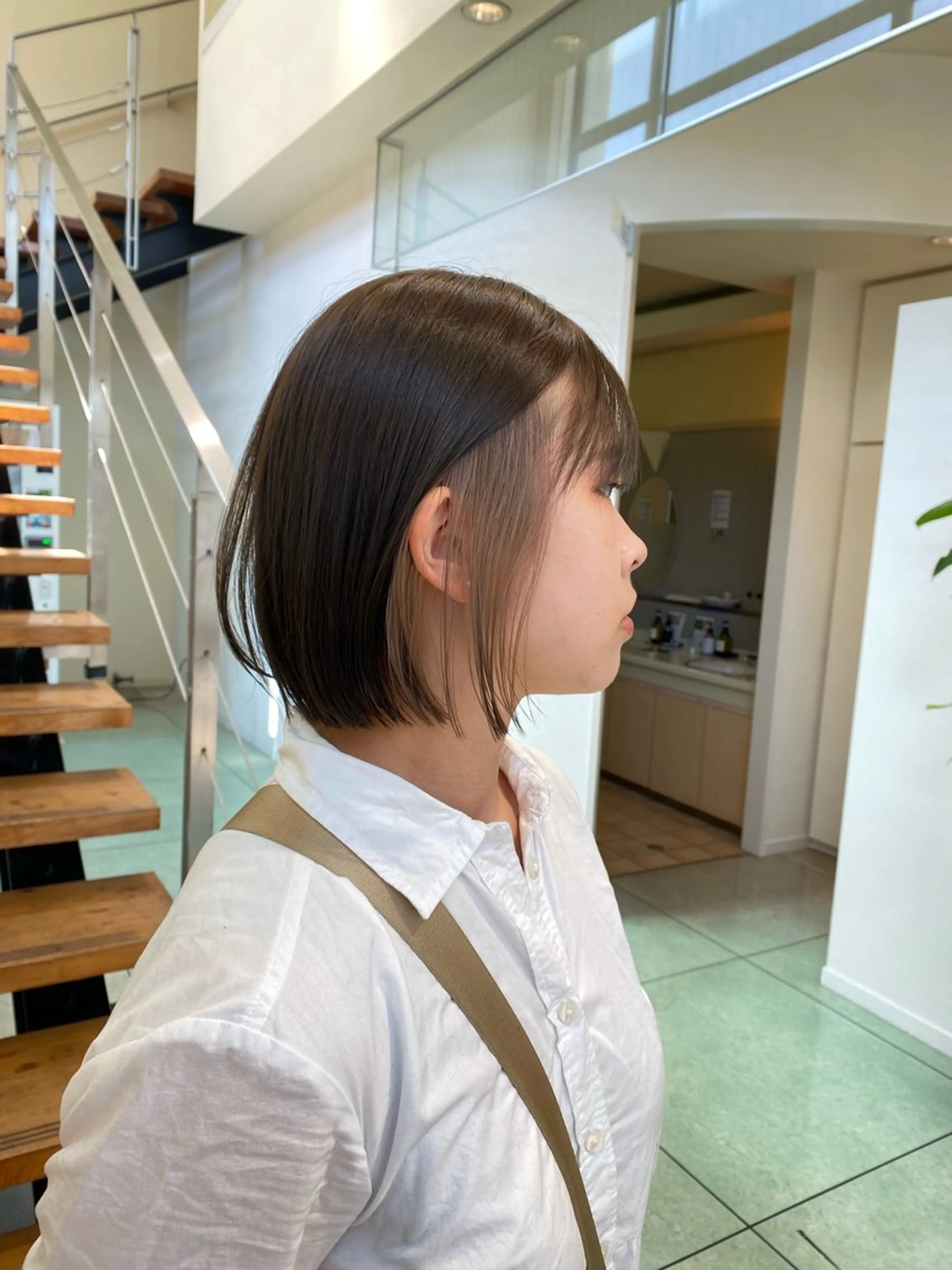 前髪カット＋インナーカラー（ブリーチ込み）＋髪質改善トリートメントの写真