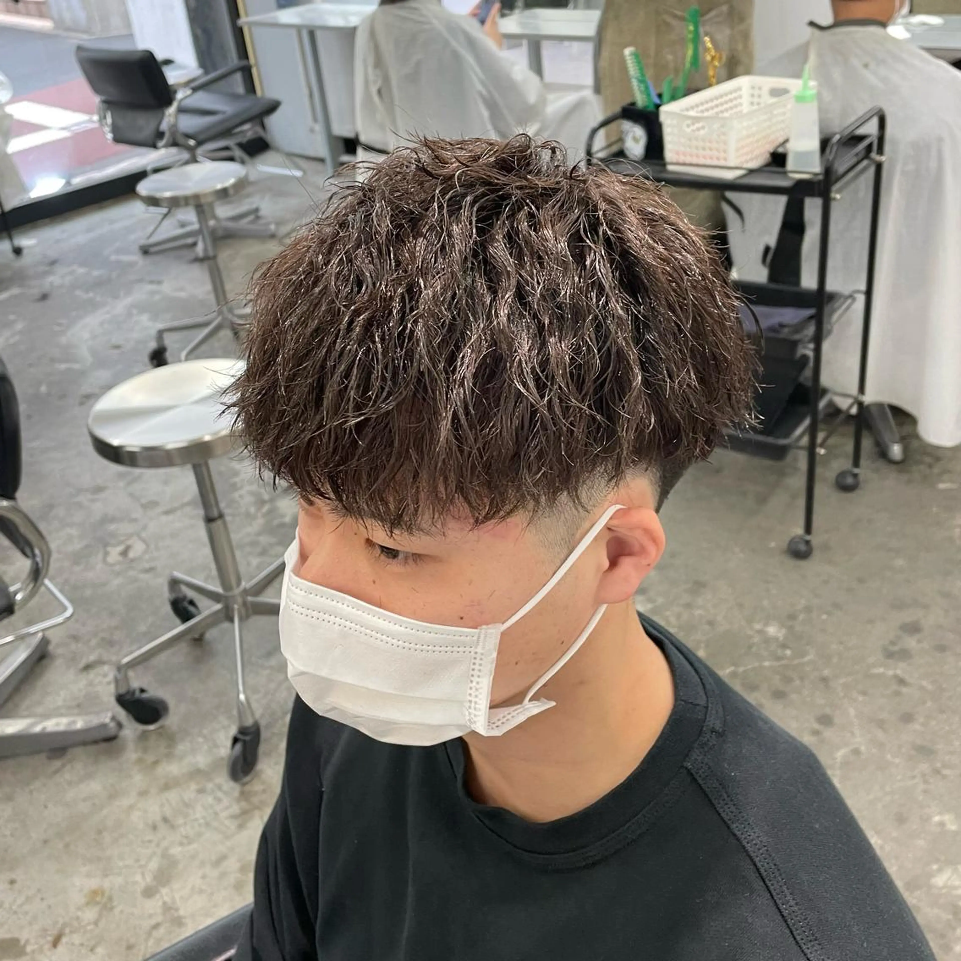 ショート パーマ メンズ フェードカット カット パーマ メンズ特化美容師/ 藤戸 椋のヘアスタイル