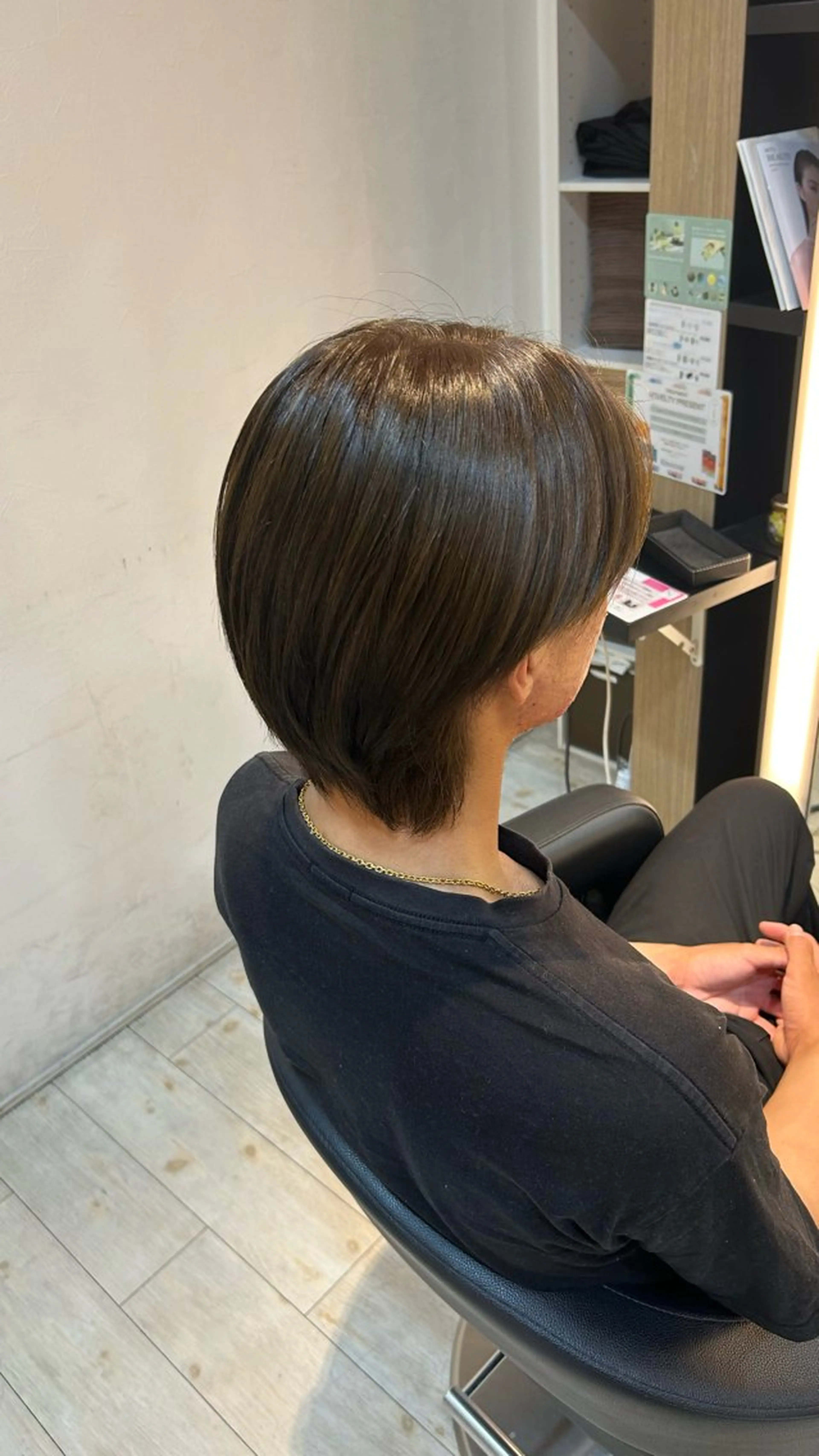 カラー メンズ メンズブリーチ ベージュカラー ブリーチ 透明感カラー ブリーチなしカラー カット ヘアカラー トリートメント 有働由良／ハイトーン ／韓国メンズヘアのヘアスタイル