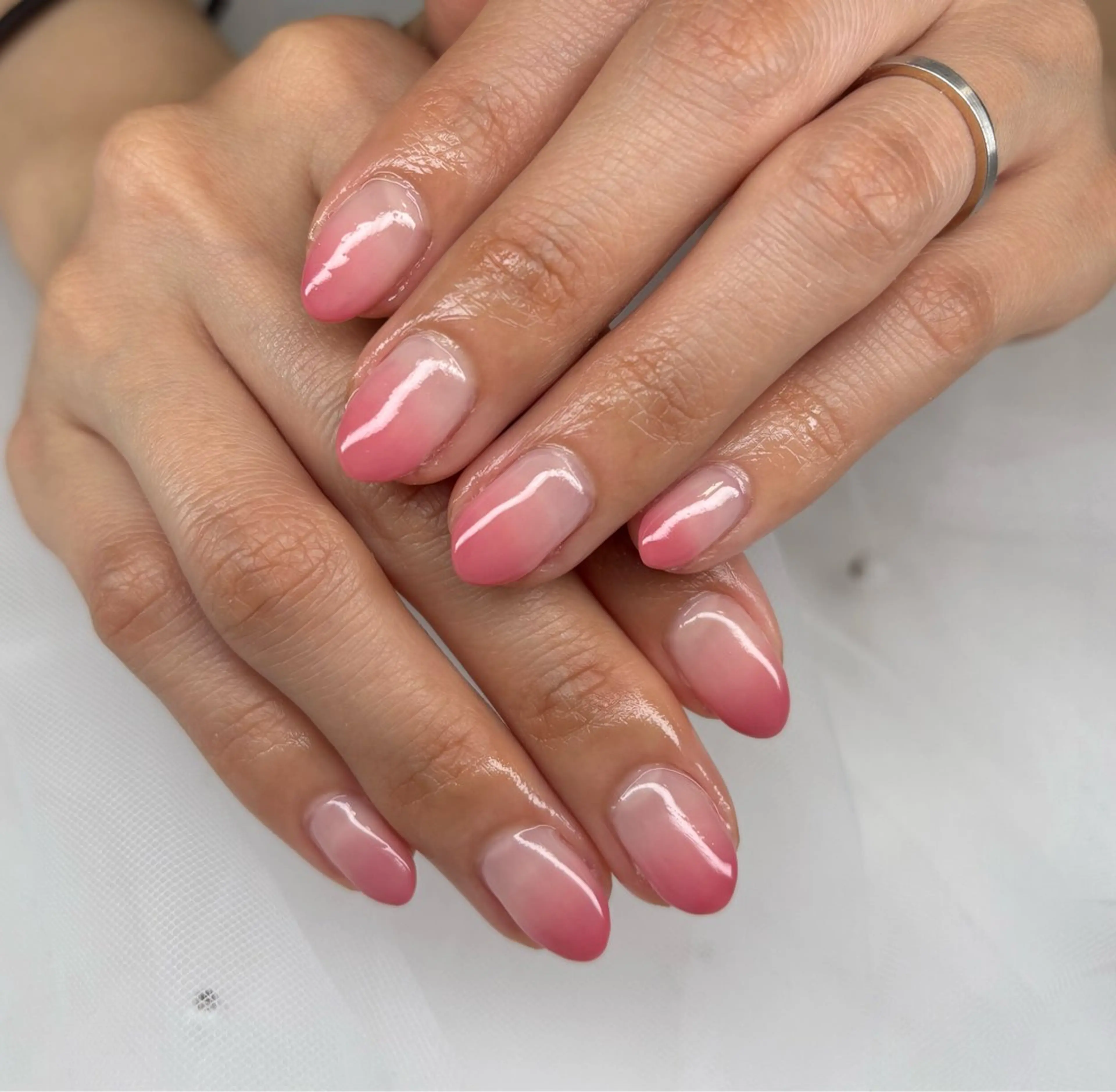 ネイル グラデーション ピンク ハンドネイル NAILSALON ViViのネイルデザイン