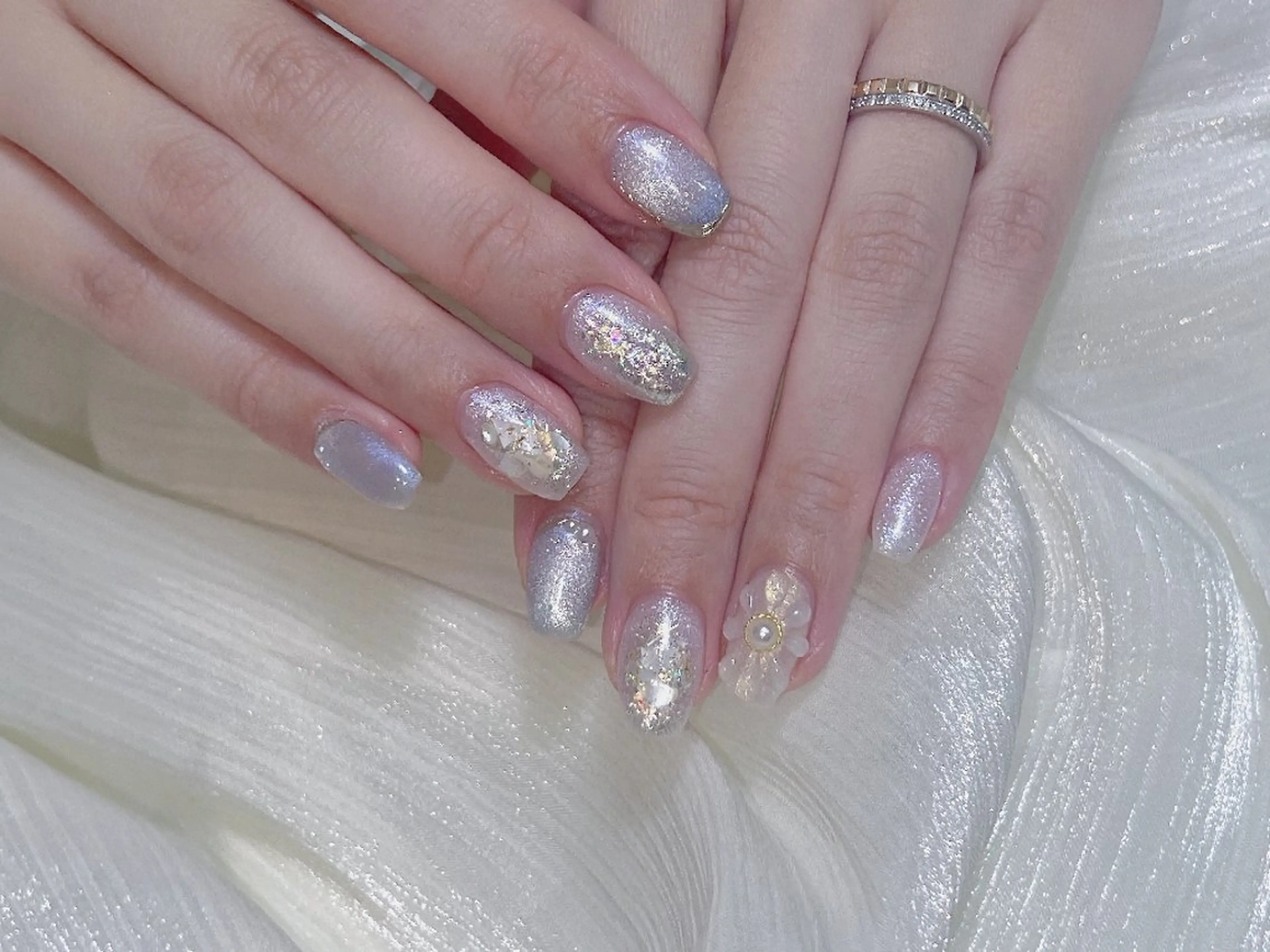 ネイル ジェルネイル キラキラネイル ラメ(グリッター) シンプルネイル ブライダルネイル ハンドネイル DOMI　NAIL 💅🏻のネイルデザイン