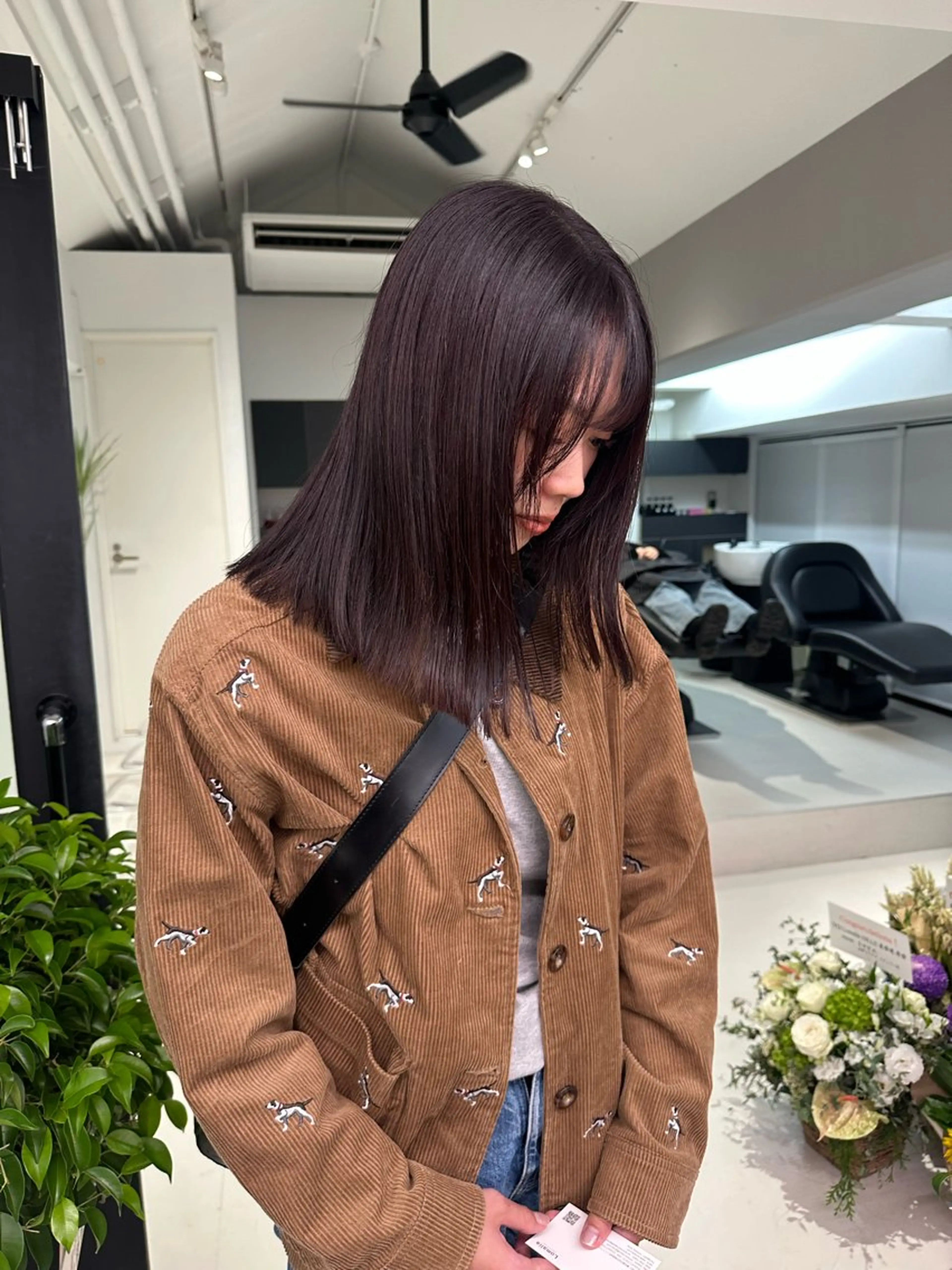 ミディアム カラー ブリーチ ハイトーンカラー ラベンダーカラー ブリーチなしカラー ボブ カット ヘアカラー トリートメント REINA☁️透明感 カラー/ぷつっと♡のヘアスタイル