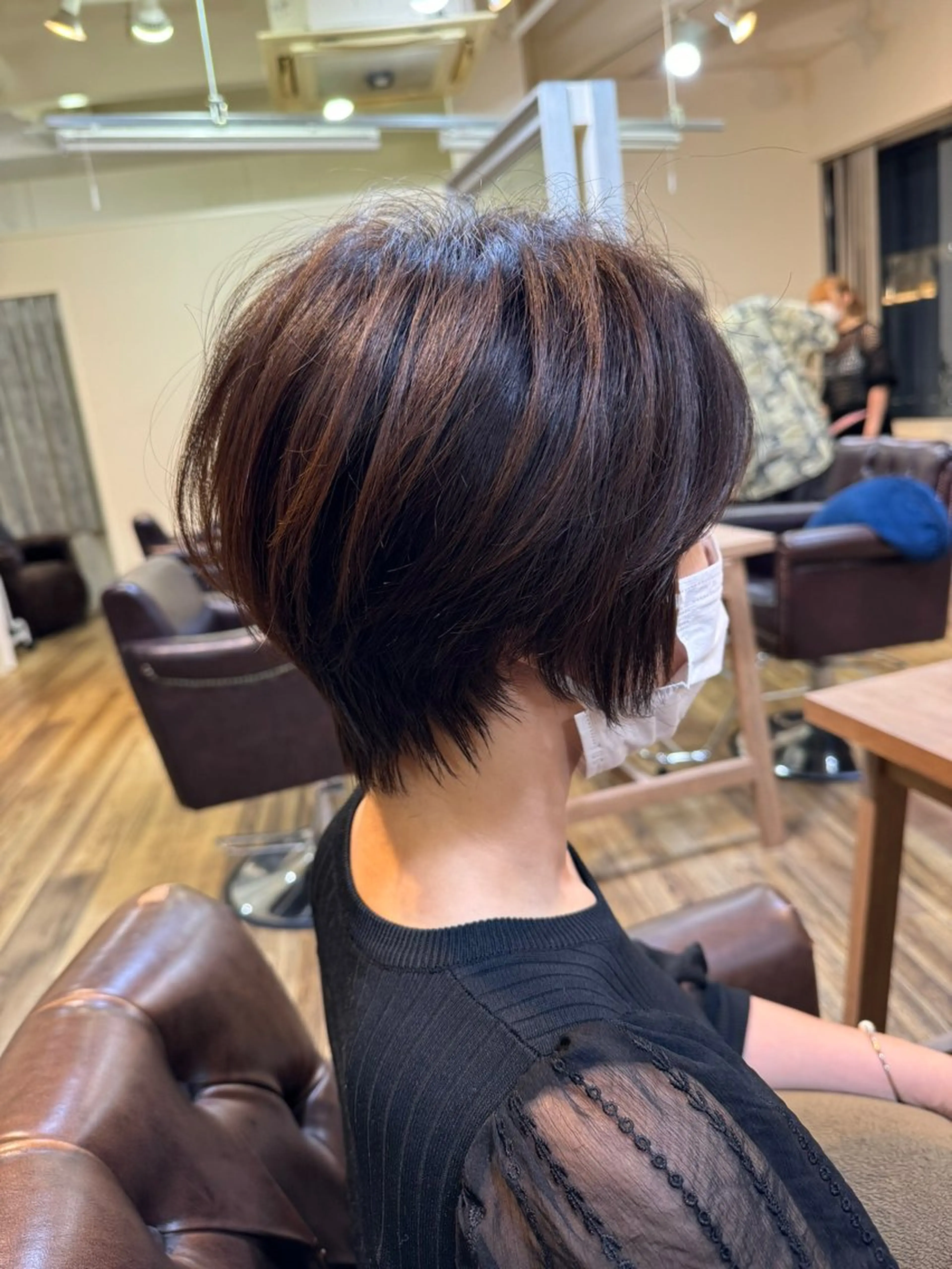 ショート くびれヘア ショートヘア 染矢 優希のヘアスタイル