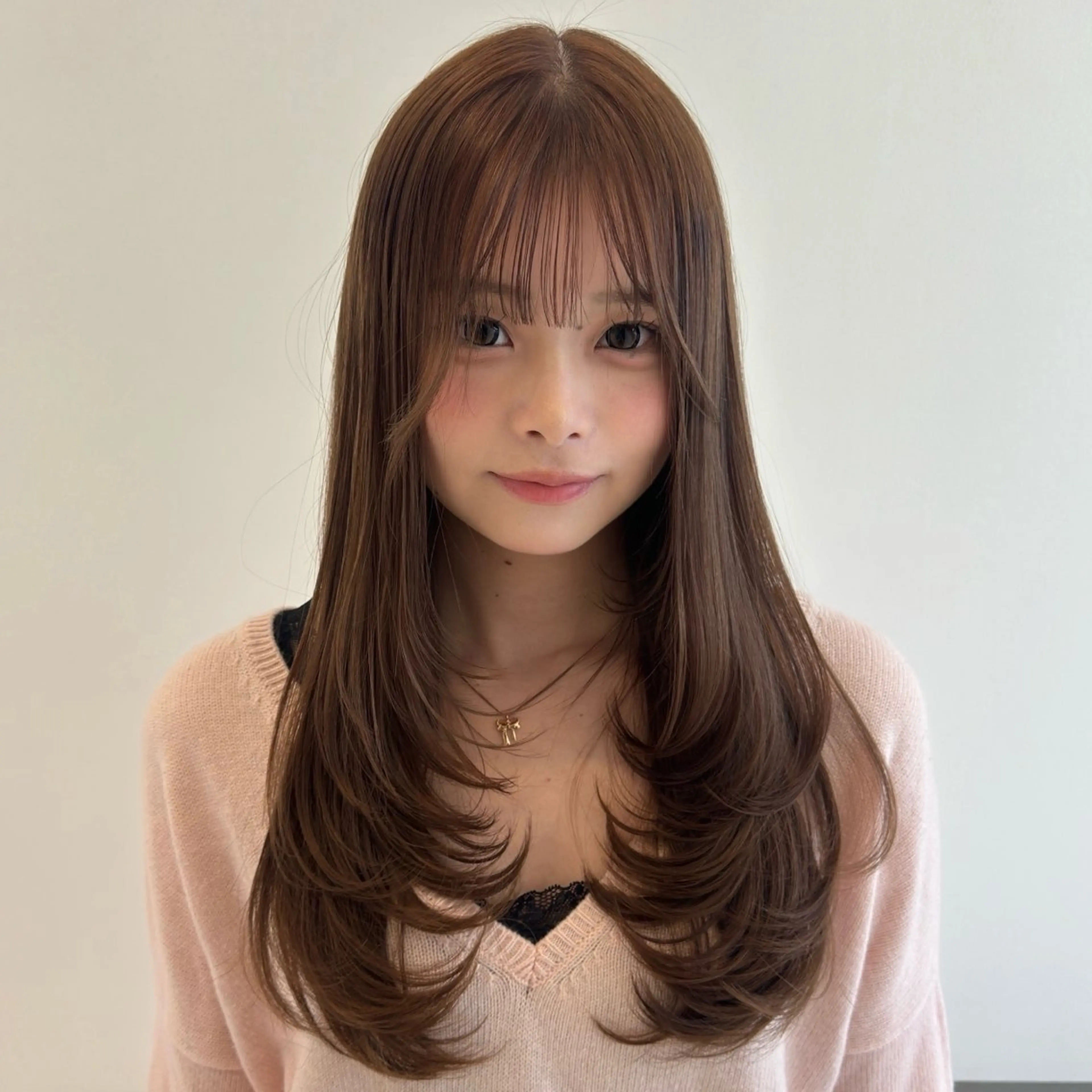 ロング カラー ブラウンカラー 透明感カラー レイヤーカット カット ヘアカラー トリートメント 🌼動き×透明感🩵 ハイトーン/ナナのヘアスタイル