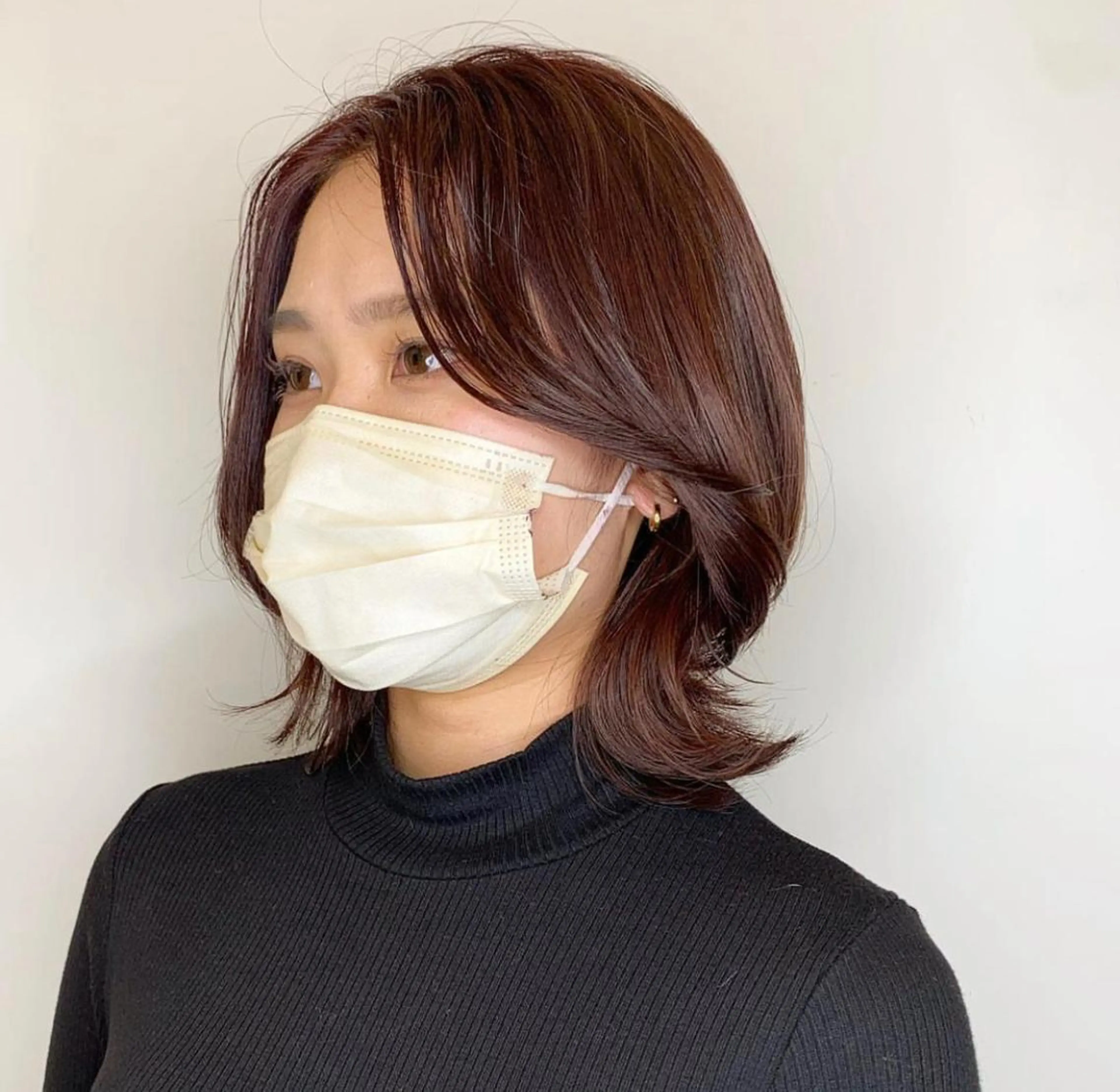 ミディアム LINE.ai所属・mei／周南 ／ぷつっと／レイヤーのヘアスタイル