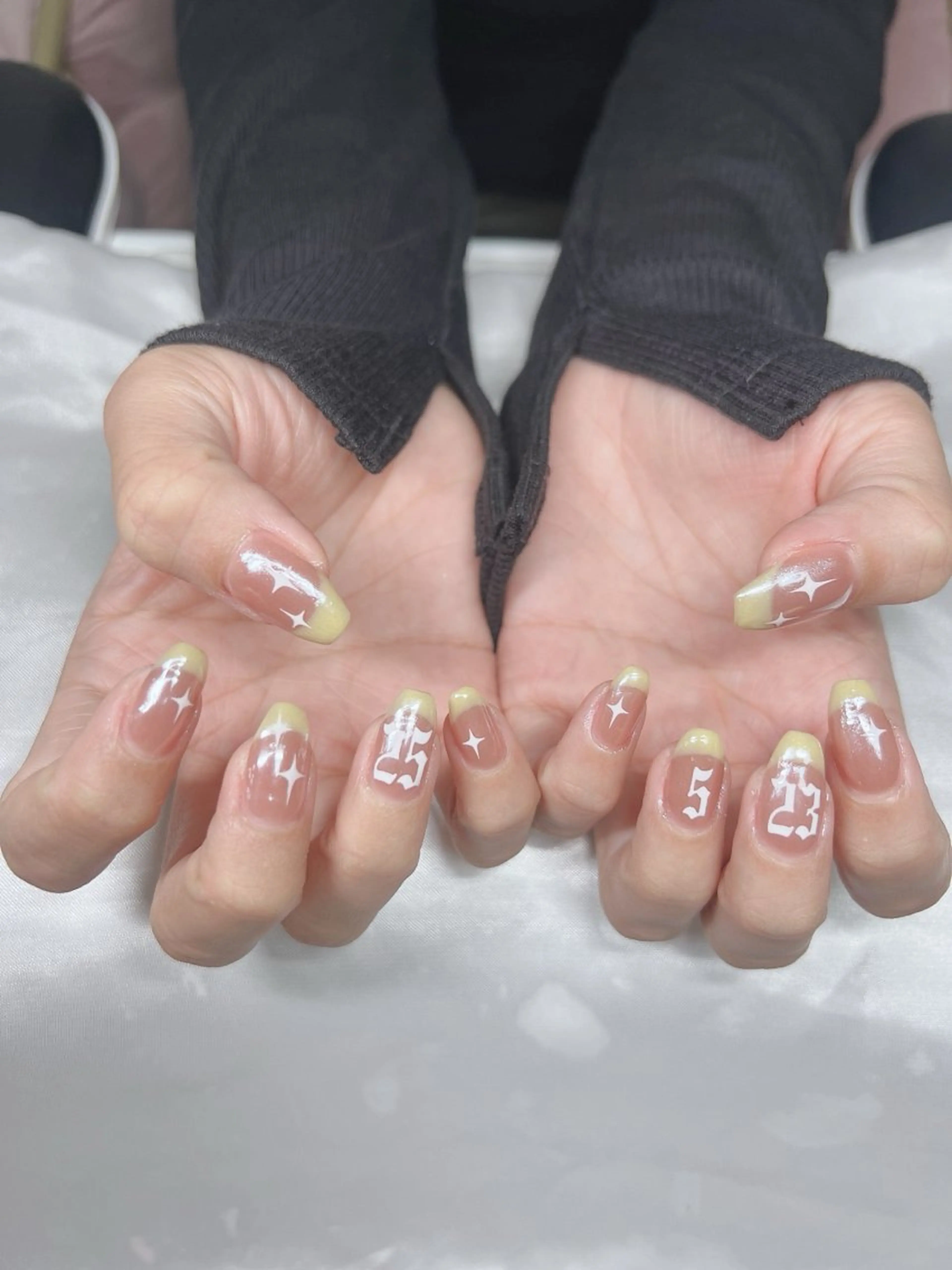 ネイル 長さ出し グラデーション キラキラネイル マグネットネイル ニュアンスネイル ハンドネイル Lee Nails チップ長さだし専門店のネイルデザイン