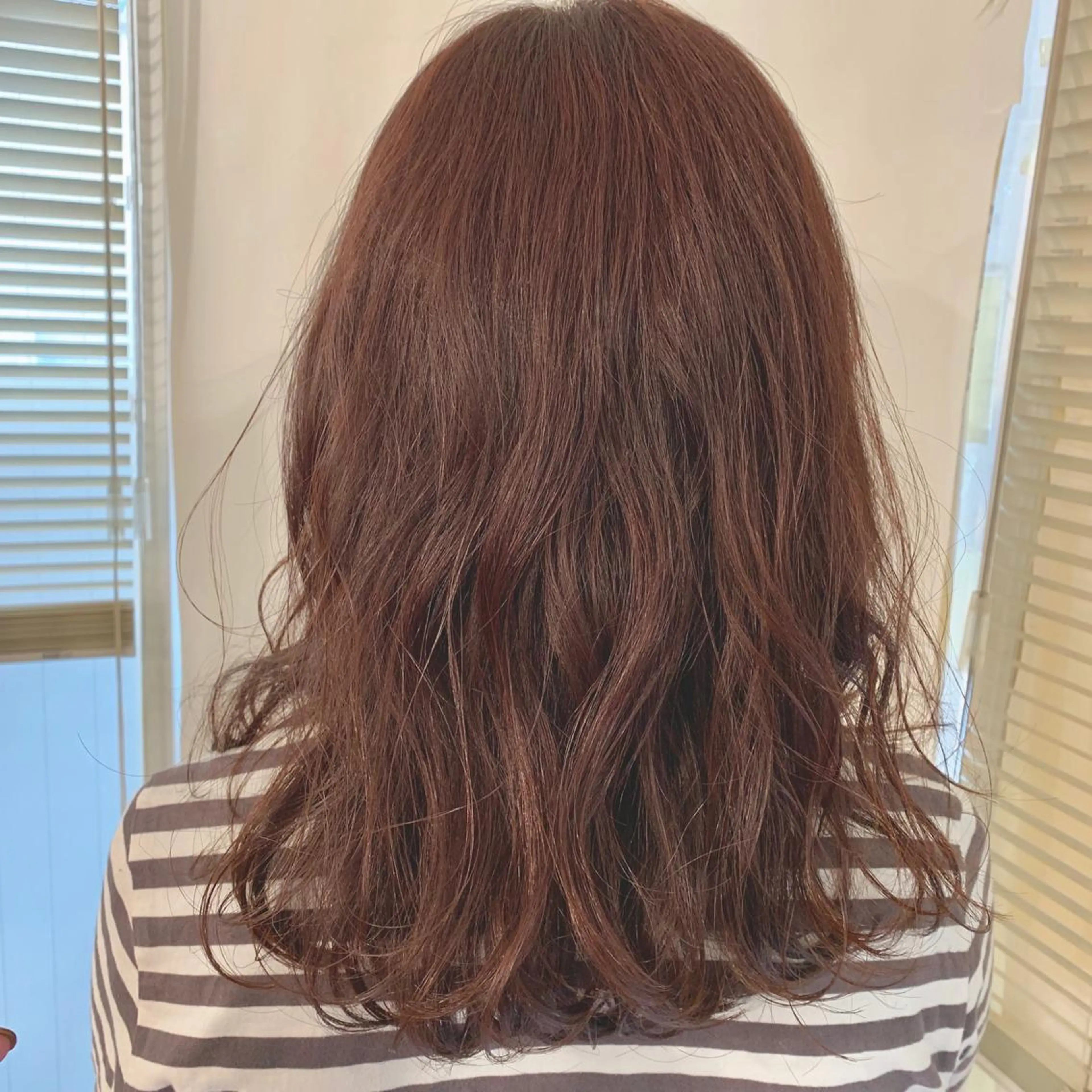 セミロング カラー カット ヘアカラー トリートメント 加藤 綾華のヘアスタイル