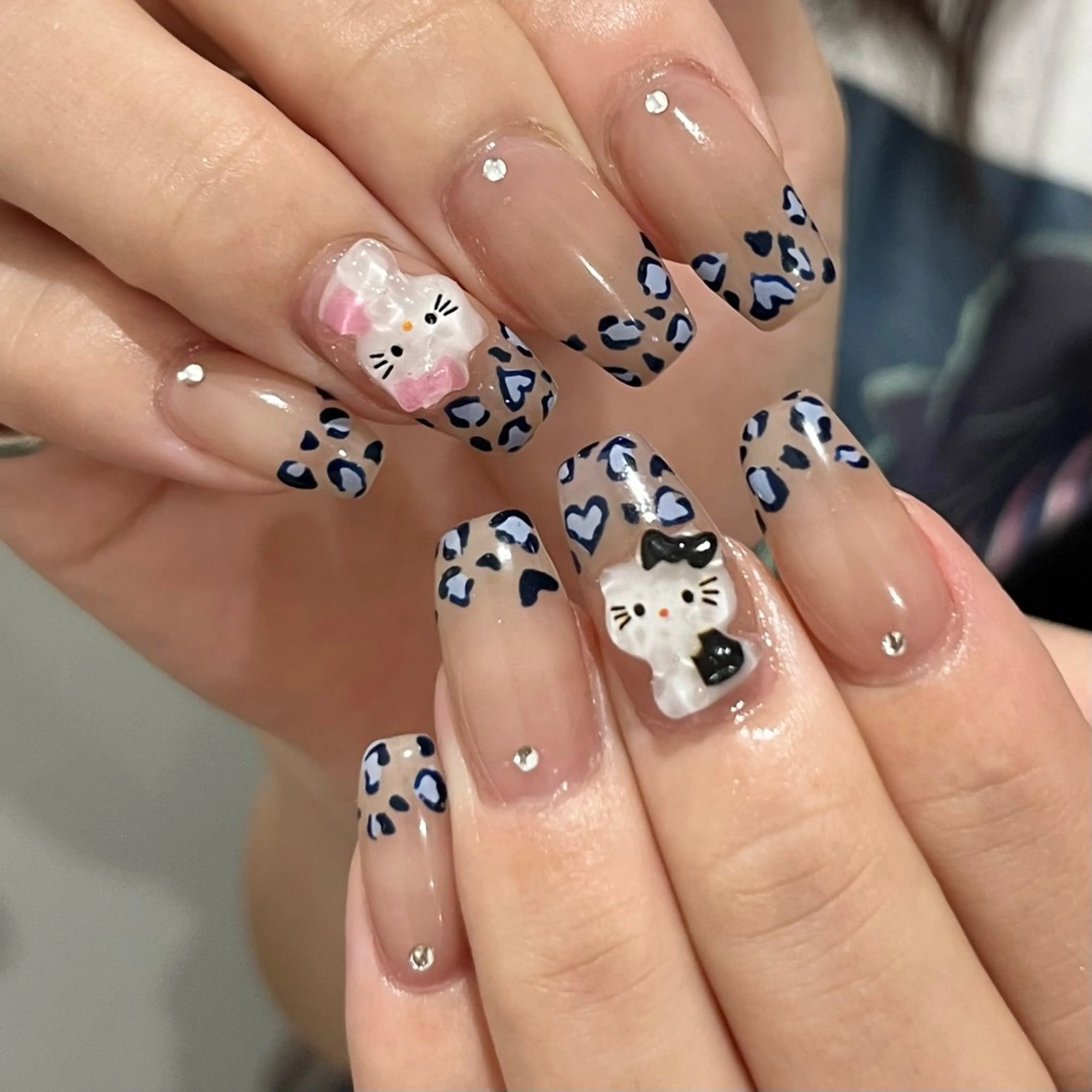 ネイル ハンドネイル Ray. ちゅるん系ニュアンスのネイルデザイン