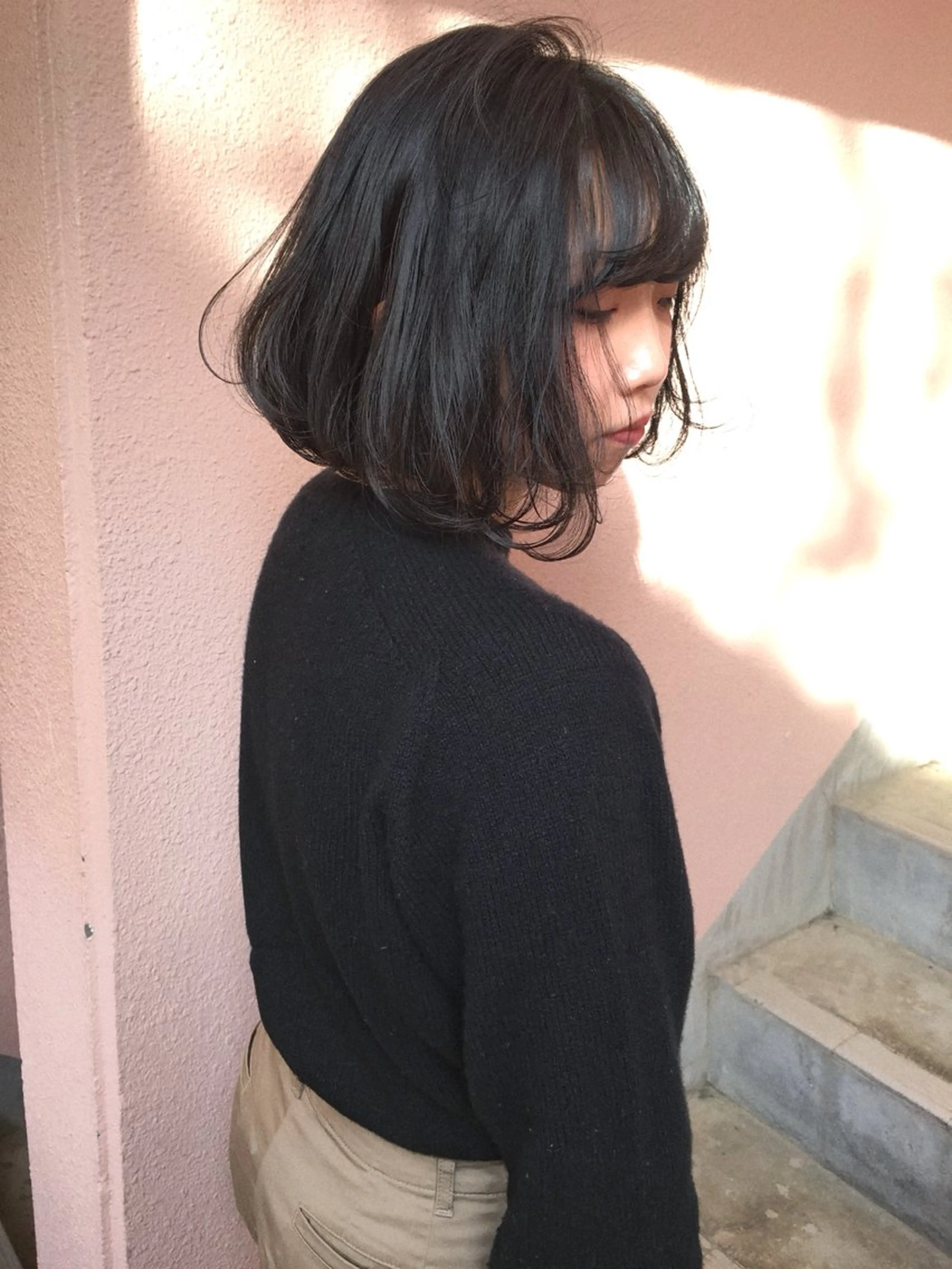 ショート カラー ダークグレー ダークグレージュ グレージュ ボブ レイヤーカット🪄 耳ツボ🎀Ayumiのヘアスタイル