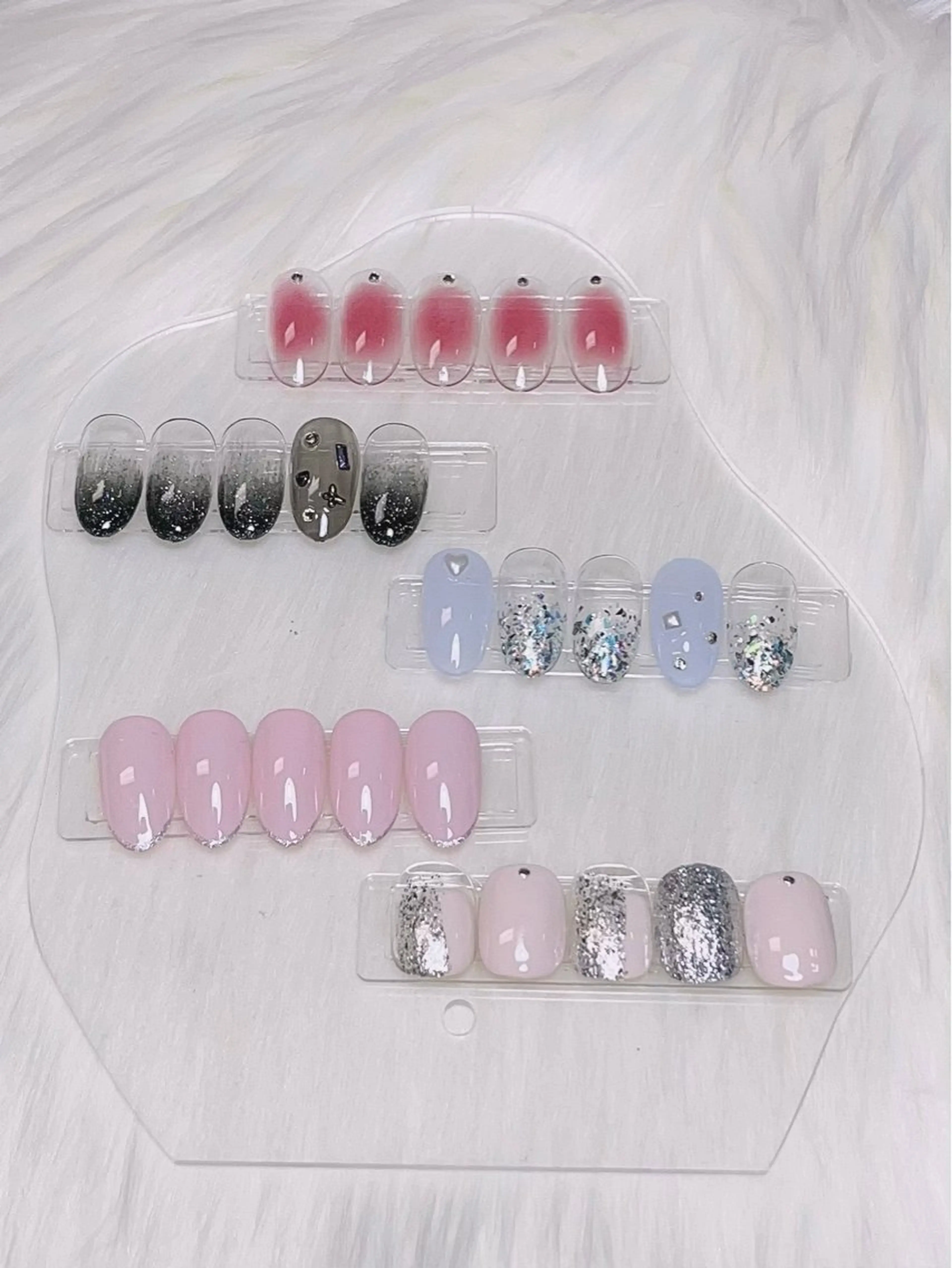 ネイル Rs nail 新宿西口のネイルデザイン