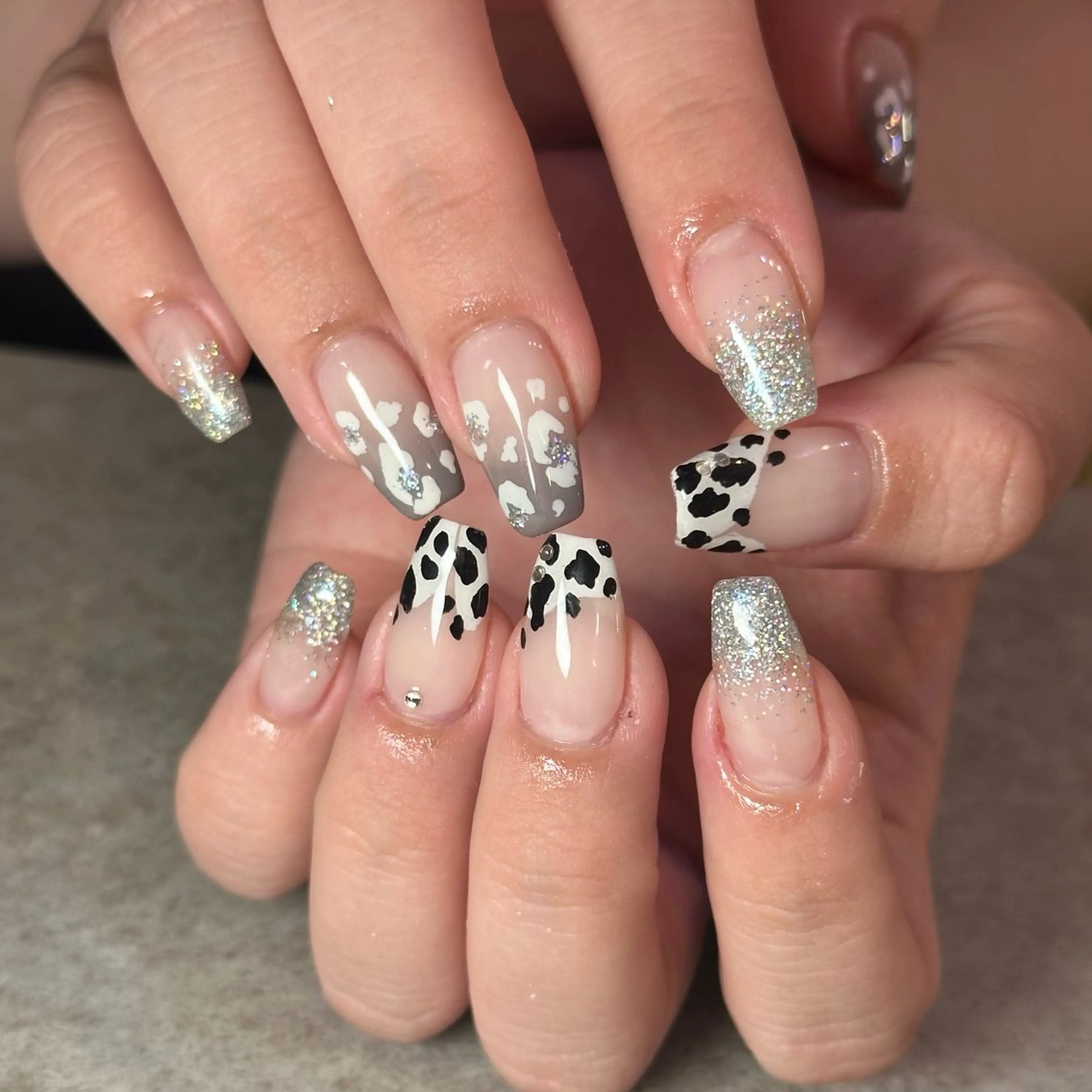 ネイル ハンドネイル elu船橋 SAKURAのネイルデザイン