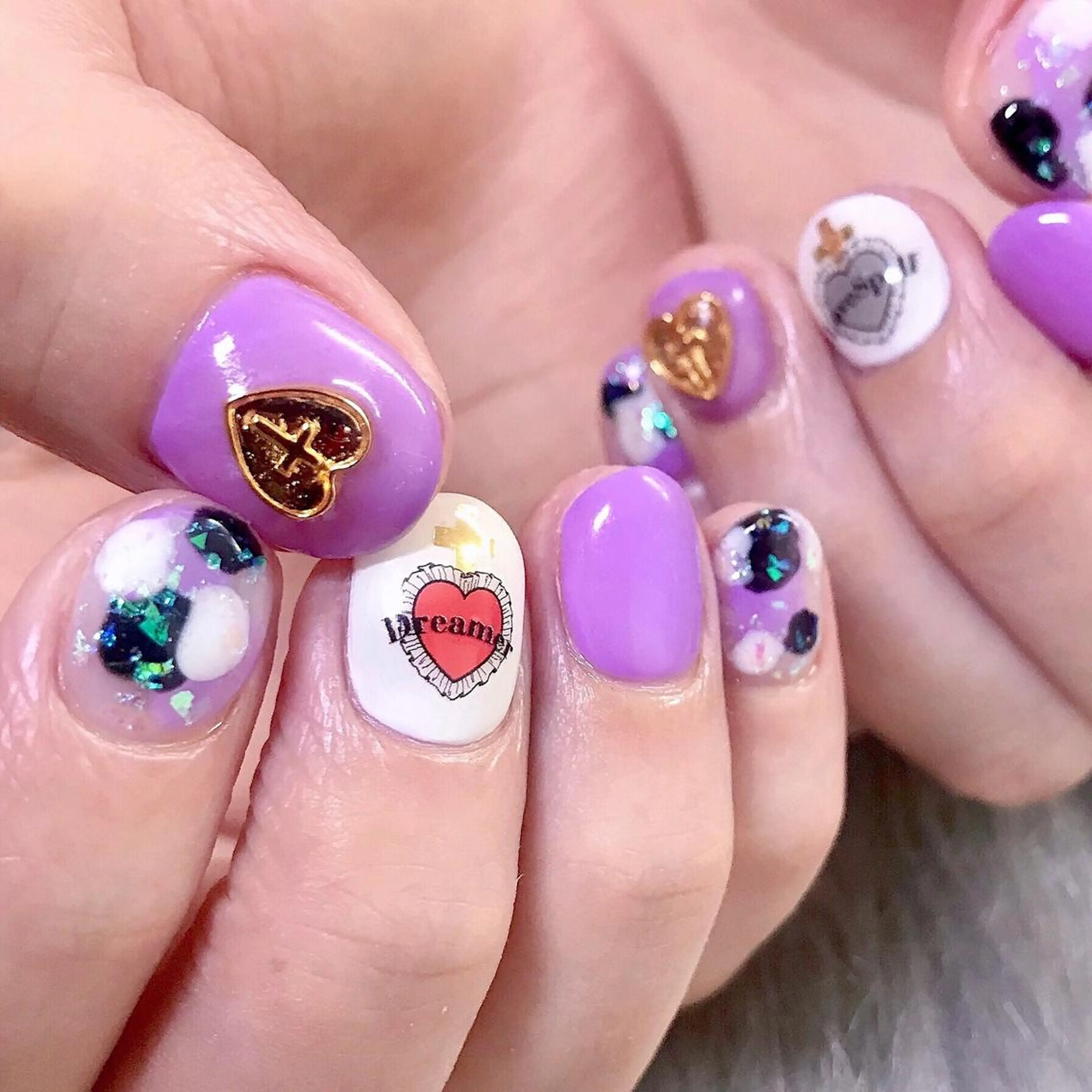 ネイル NOIROUGE所属・NOI ROUGEのネイルデザイン