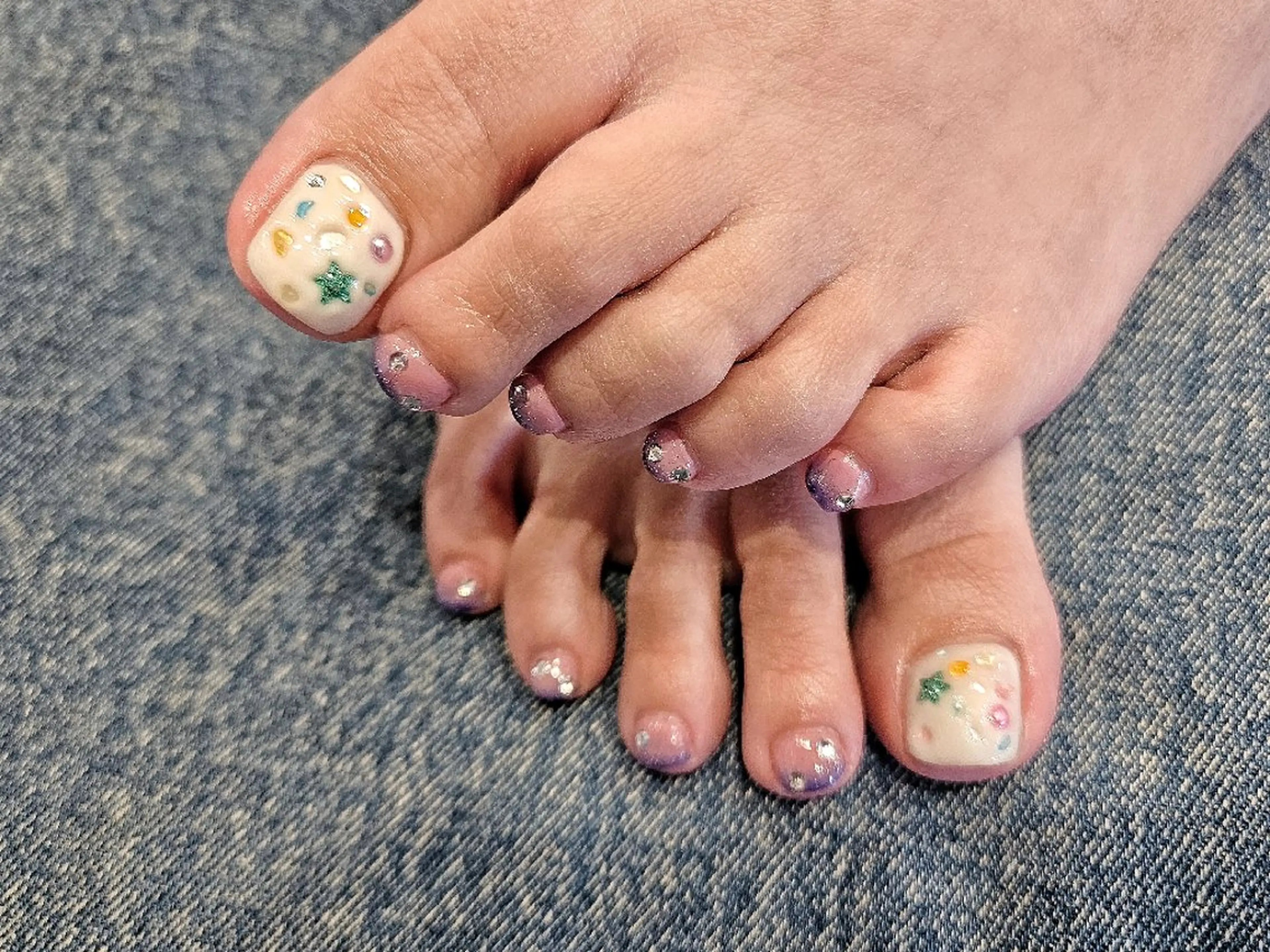 ネイル フットネイル 関口 友菜のヘアスタイル