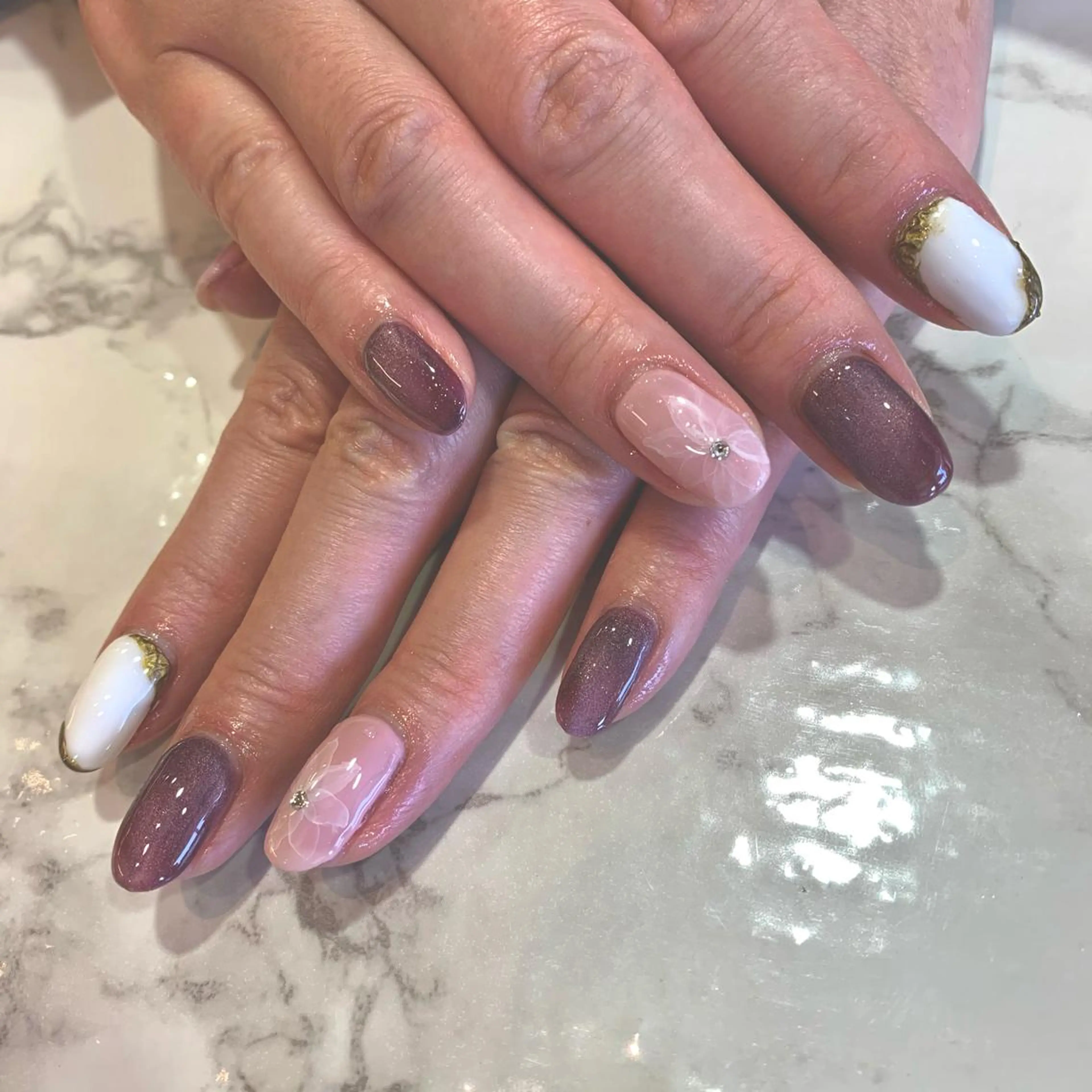 ネイル 岸本 みなみのネイルデザイン