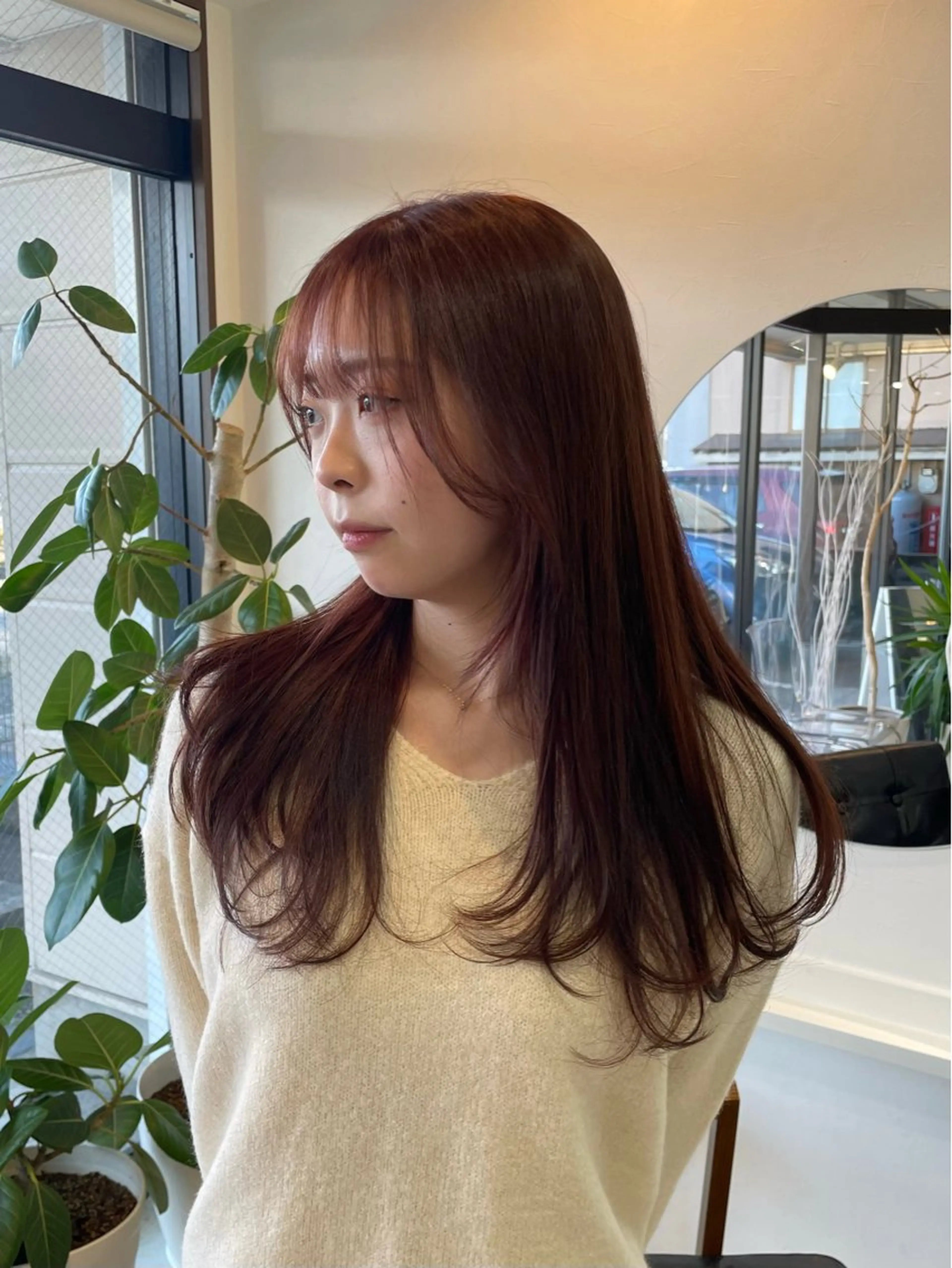 ロング レイヤーカット ヘアカラー 前川 瑞希のヘアスタイル