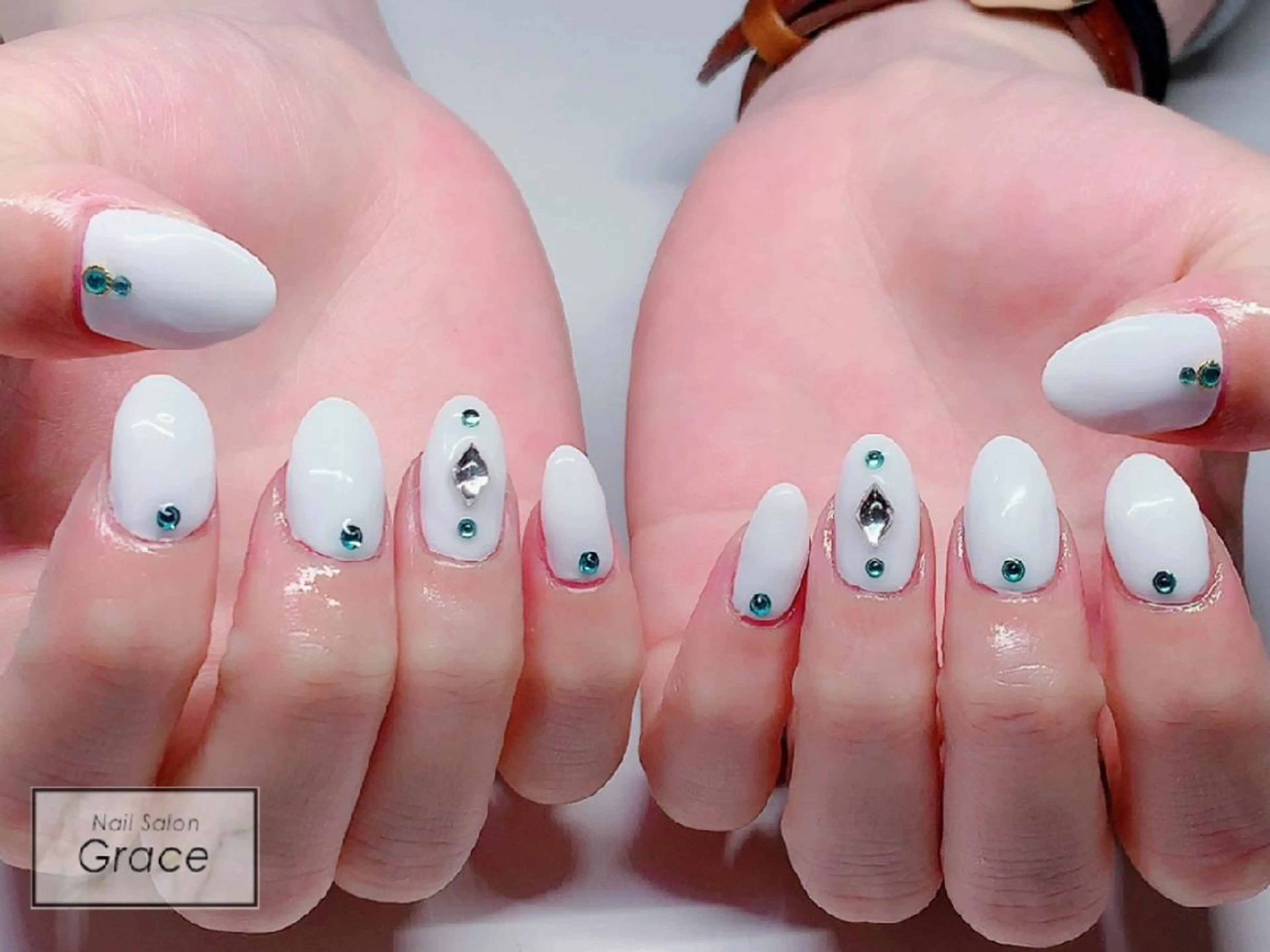 セミロング ネイル Nail&Eye Graceのマツエク・マツパデザイン