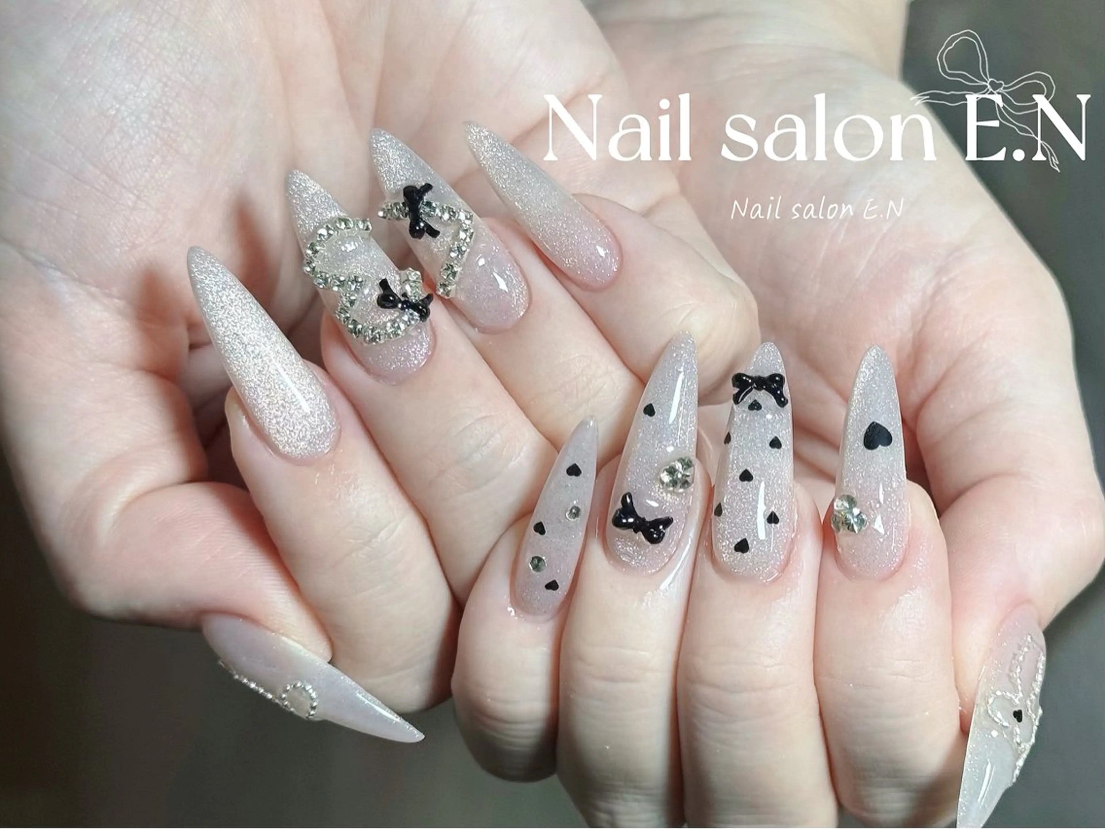 ネイル アートネイル オーロラネイル ブラウン クリアネイル フレンチネイル ハンドネイル E.N🦋 長さ出し/持ち込みのネイルデザイン