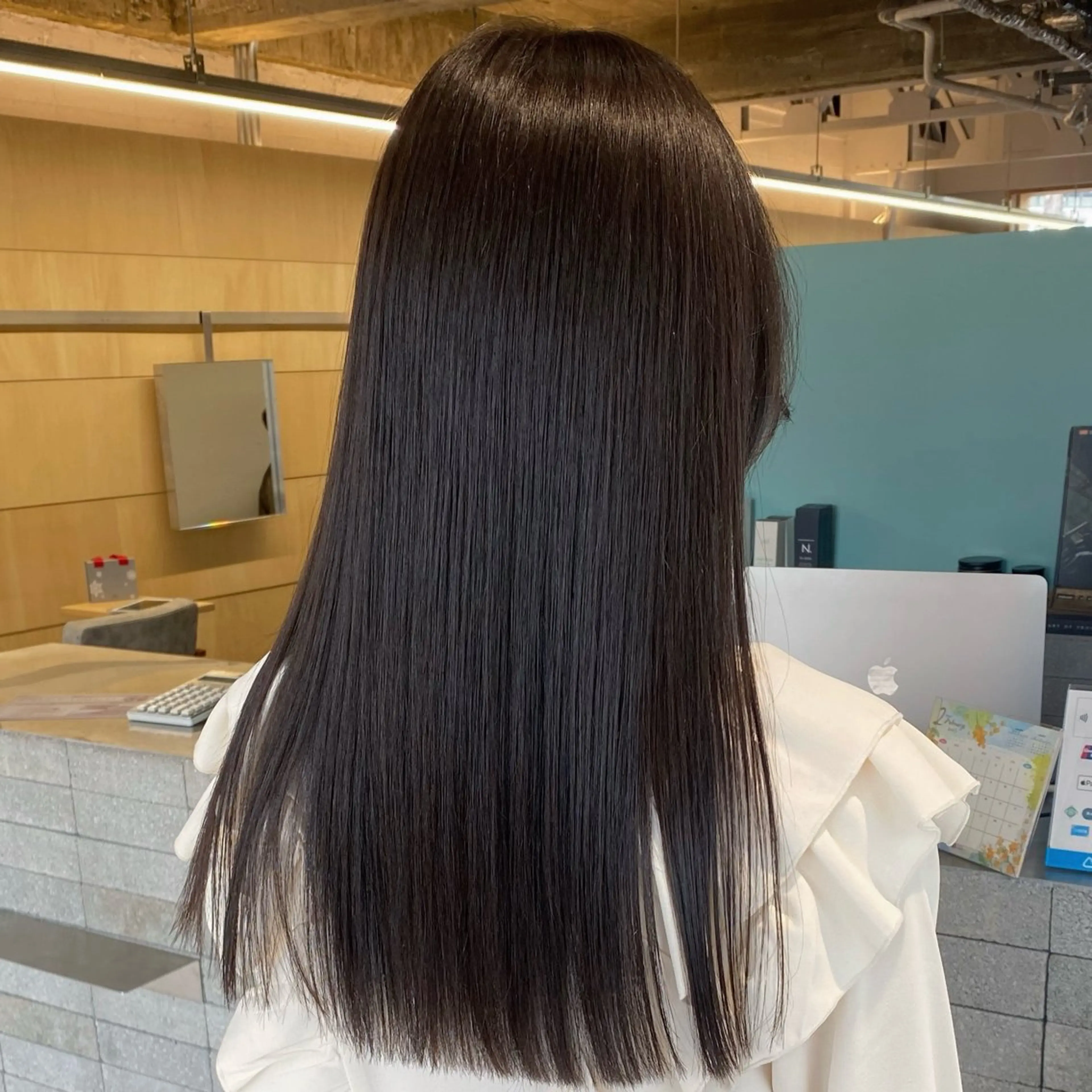 【平日限定】カット+縮毛矯正+トリートメントの写真