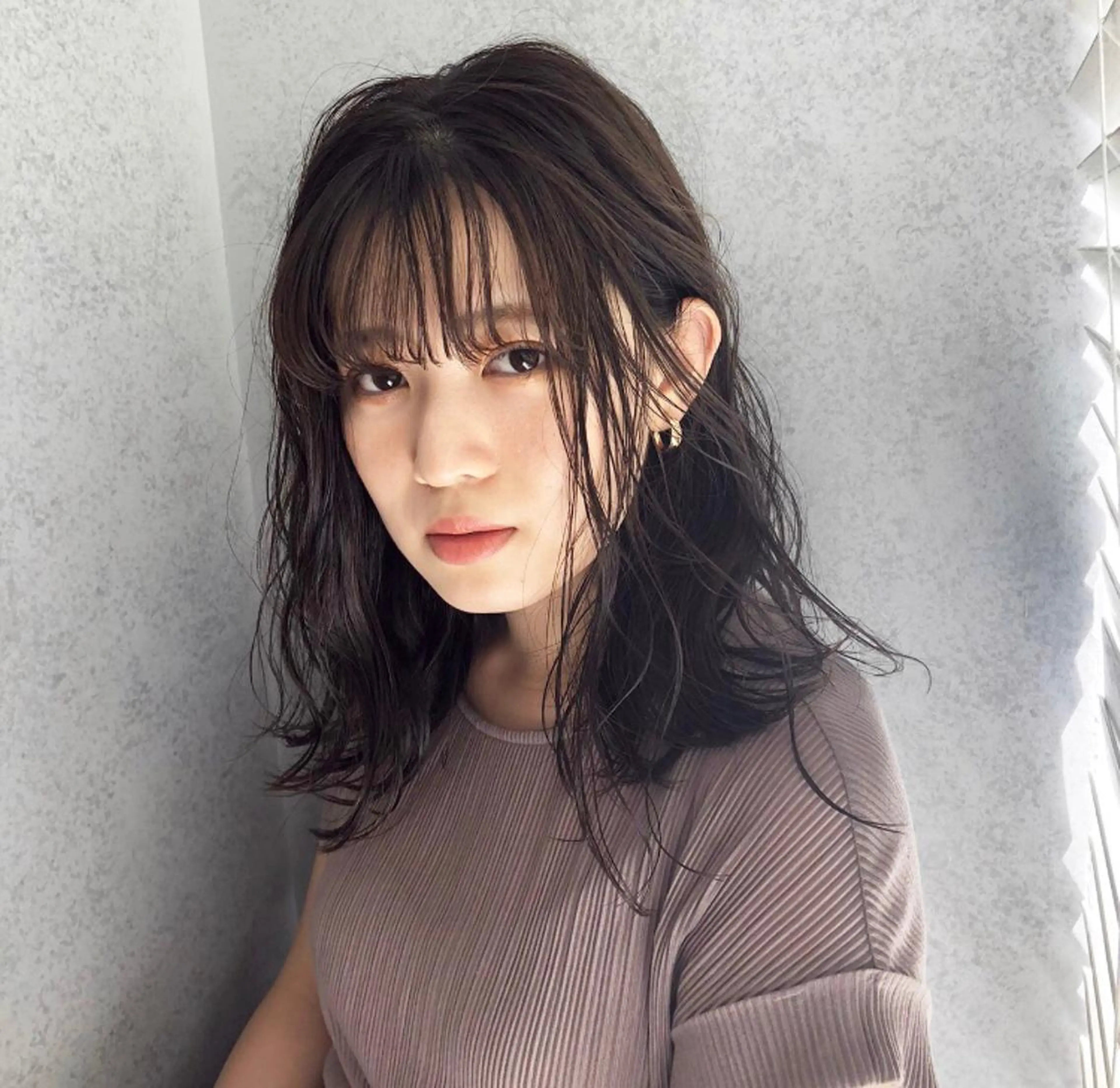 セミロング カラー 透明感カラー グレージュ 櫻井 未悠のヘアスタイル