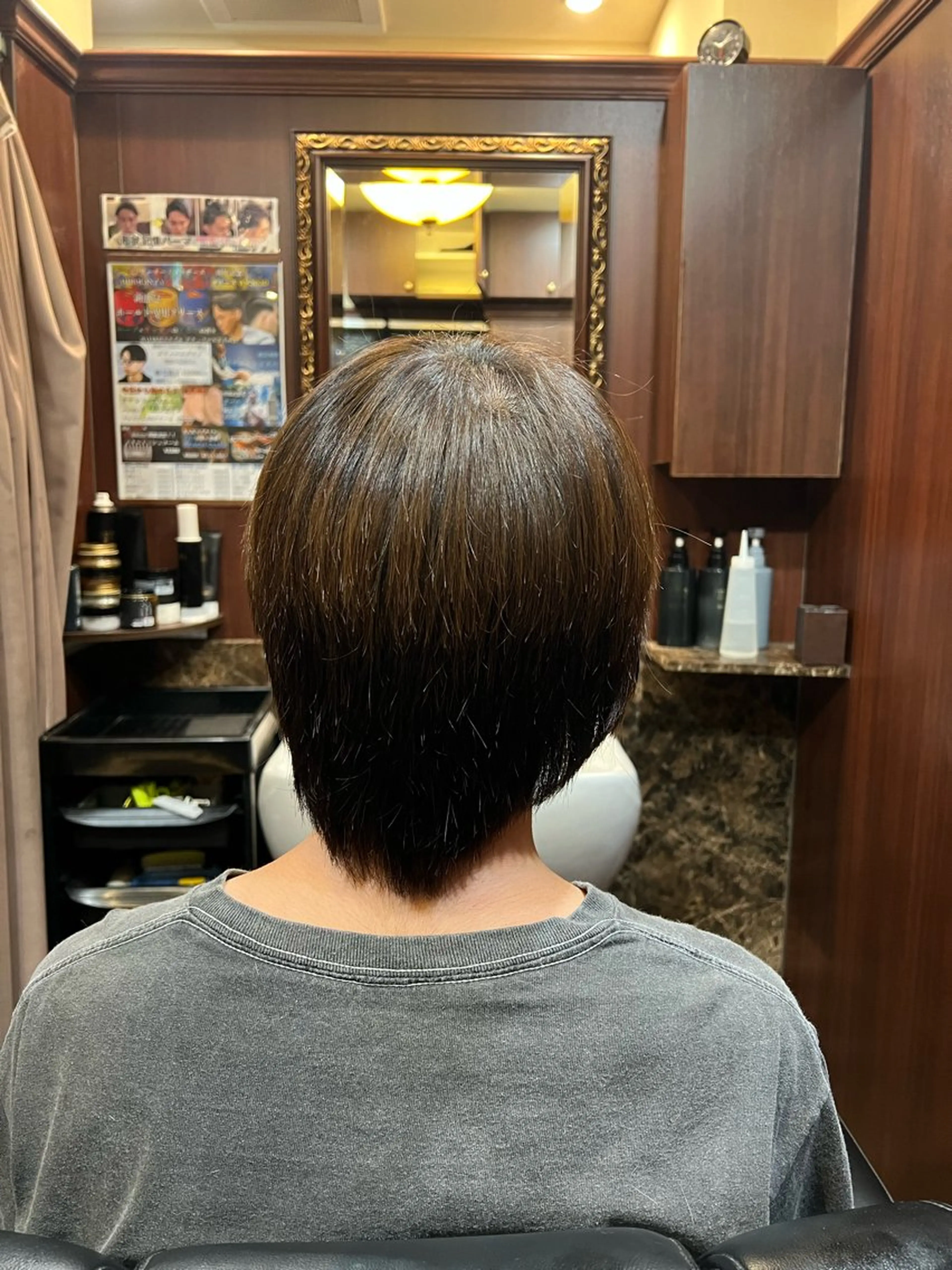 セミロング ヒロ銀座バーバーショップ丸の内所属・秋山 琳太のヘアスタイル
