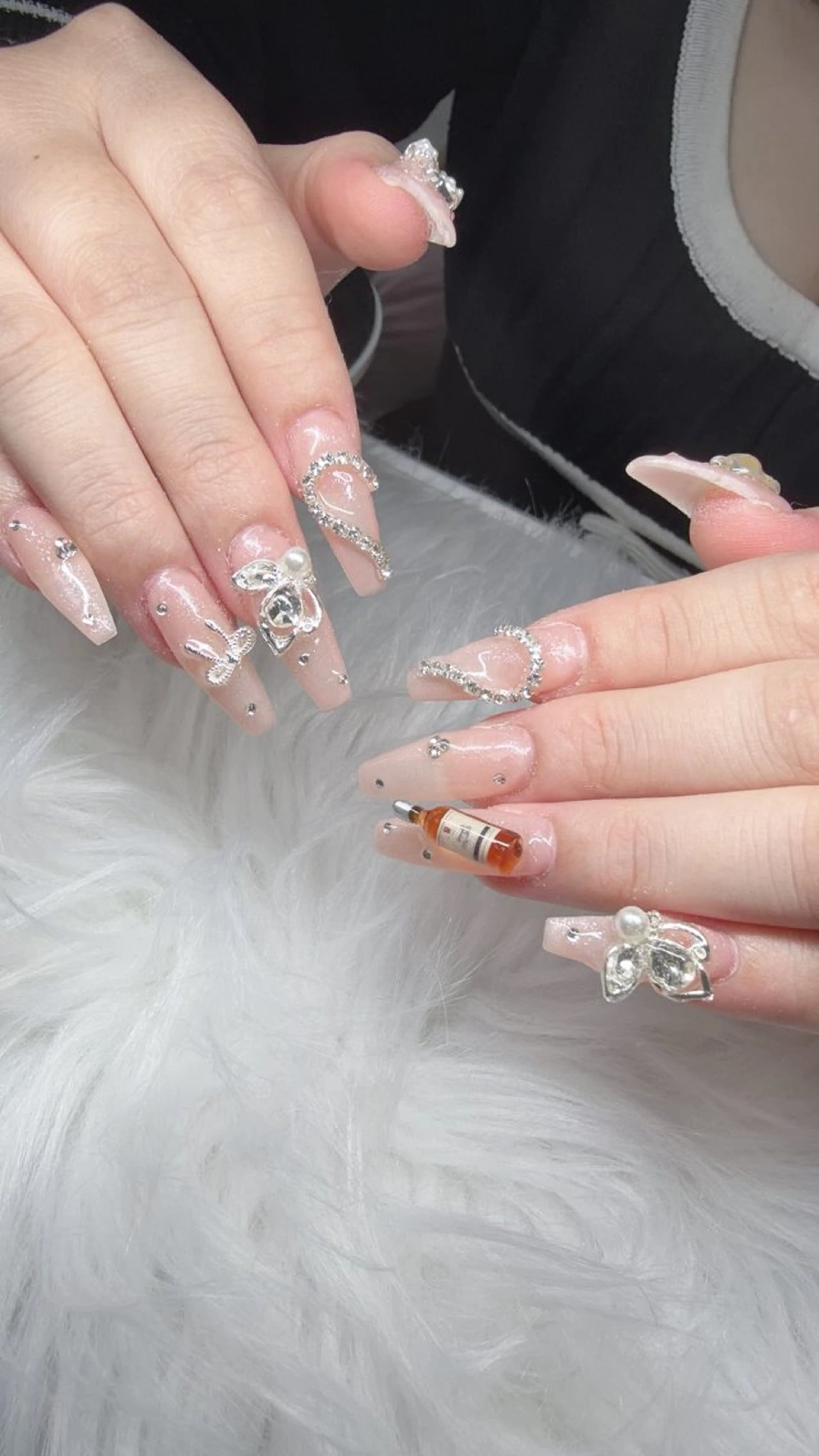 ネイル ハンドネイル Lee Nailsのネイルデザイン