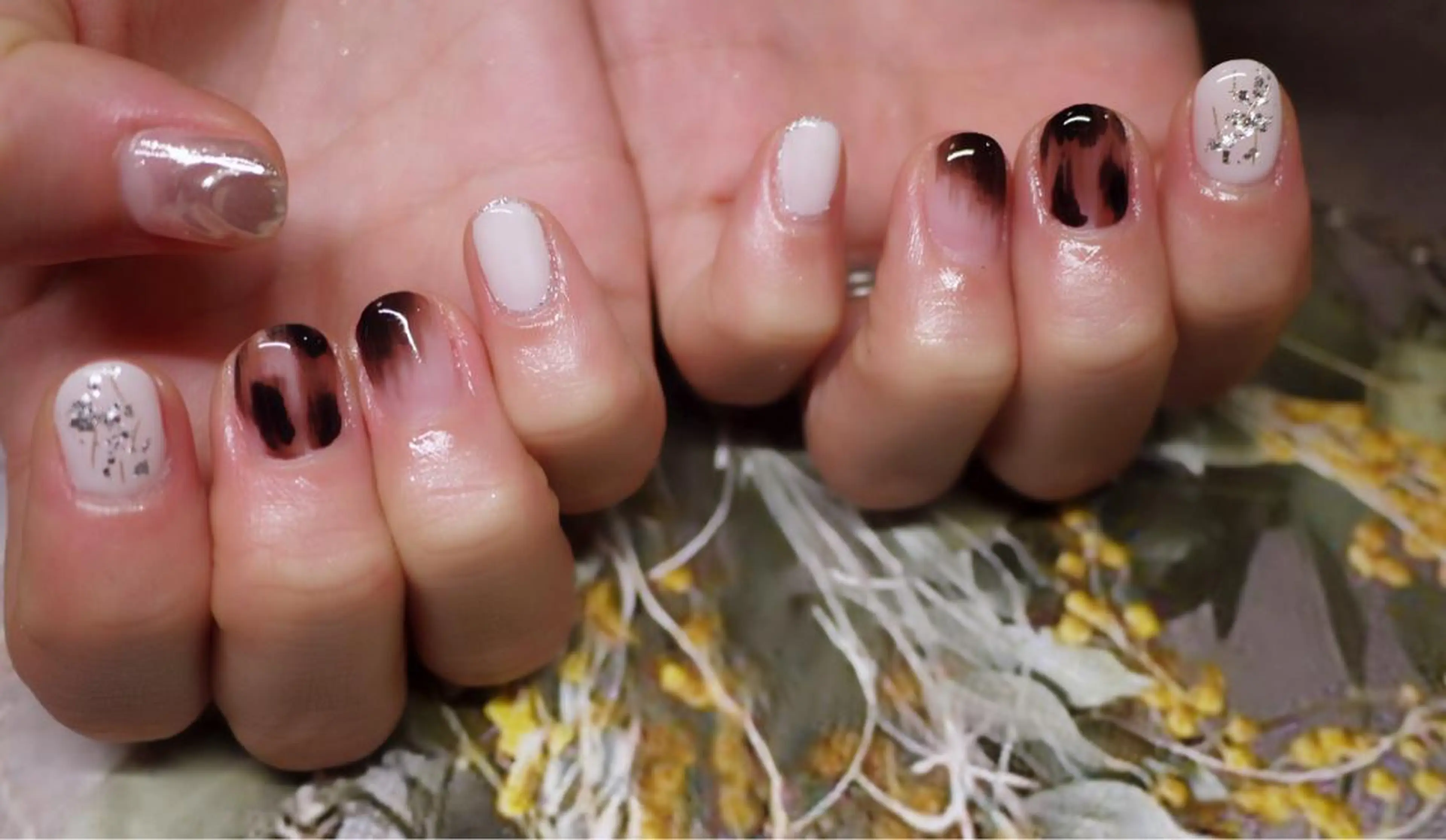 ネイル A MODO MIOのネイルデザイン