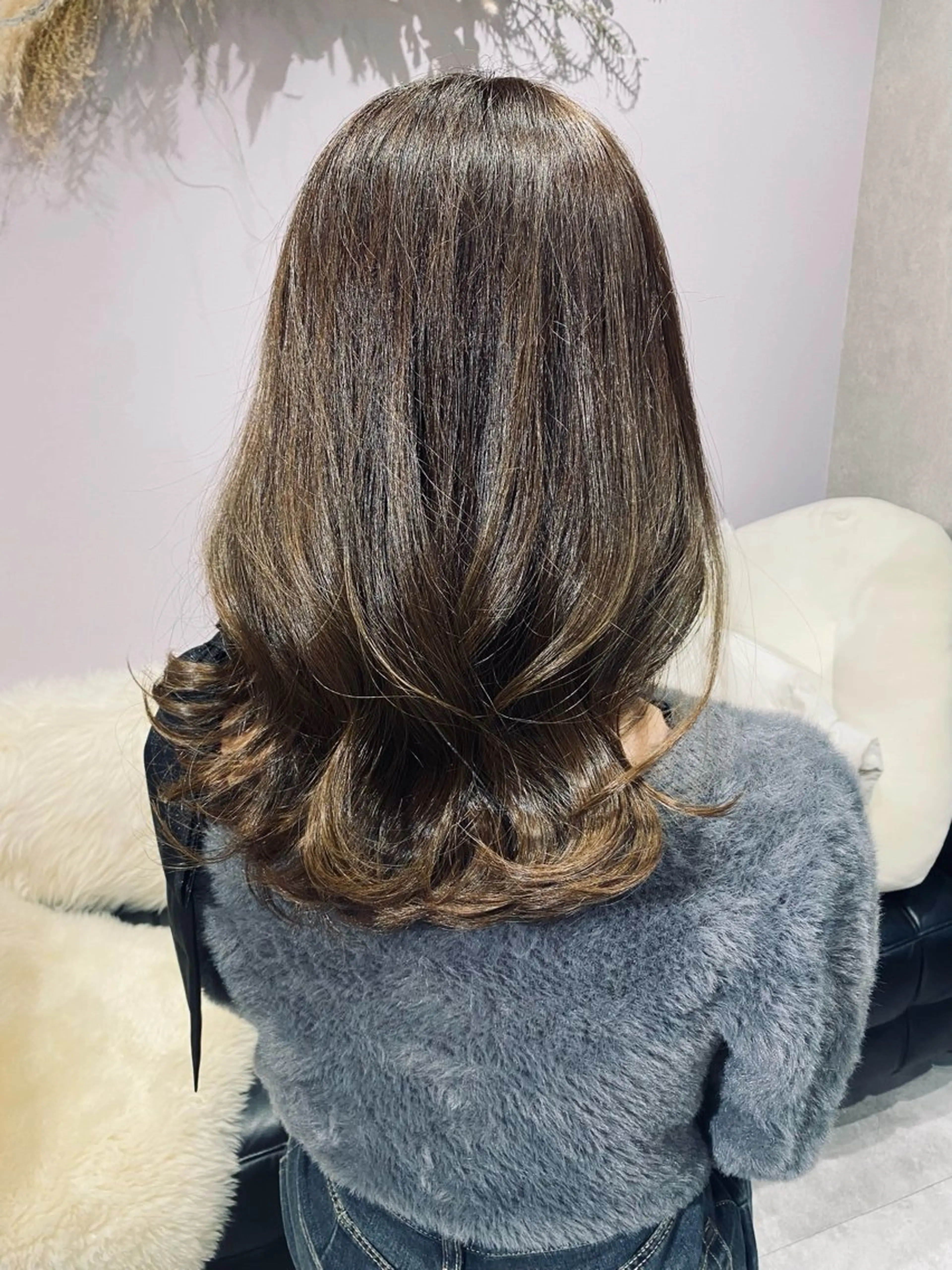 ミディアム カット ヘアカラー 大場 琳貴のヘアスタイル