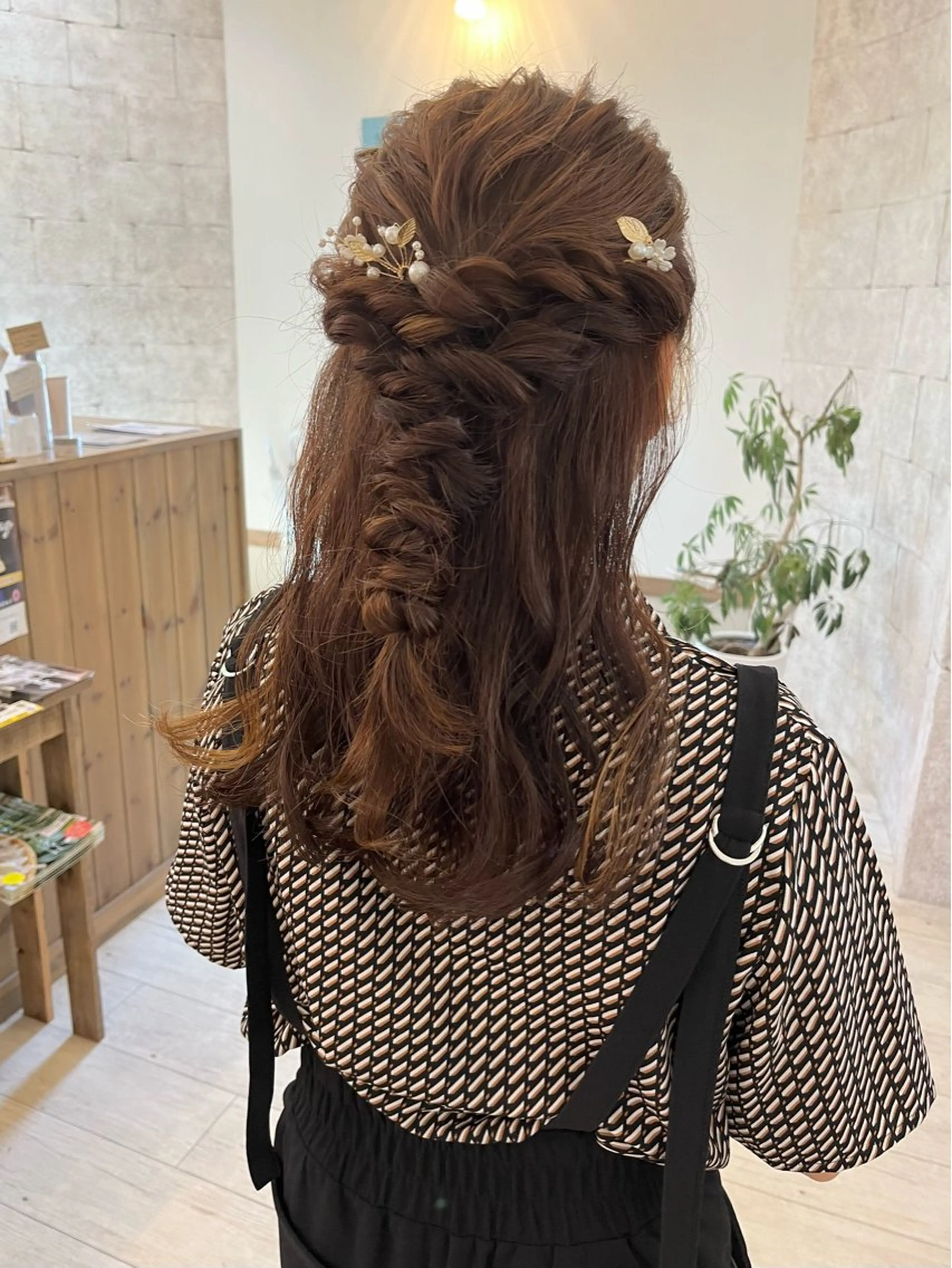 ロング ヘアアレンジ Agu hair time所属・time_ メラニーのヘアスタイル