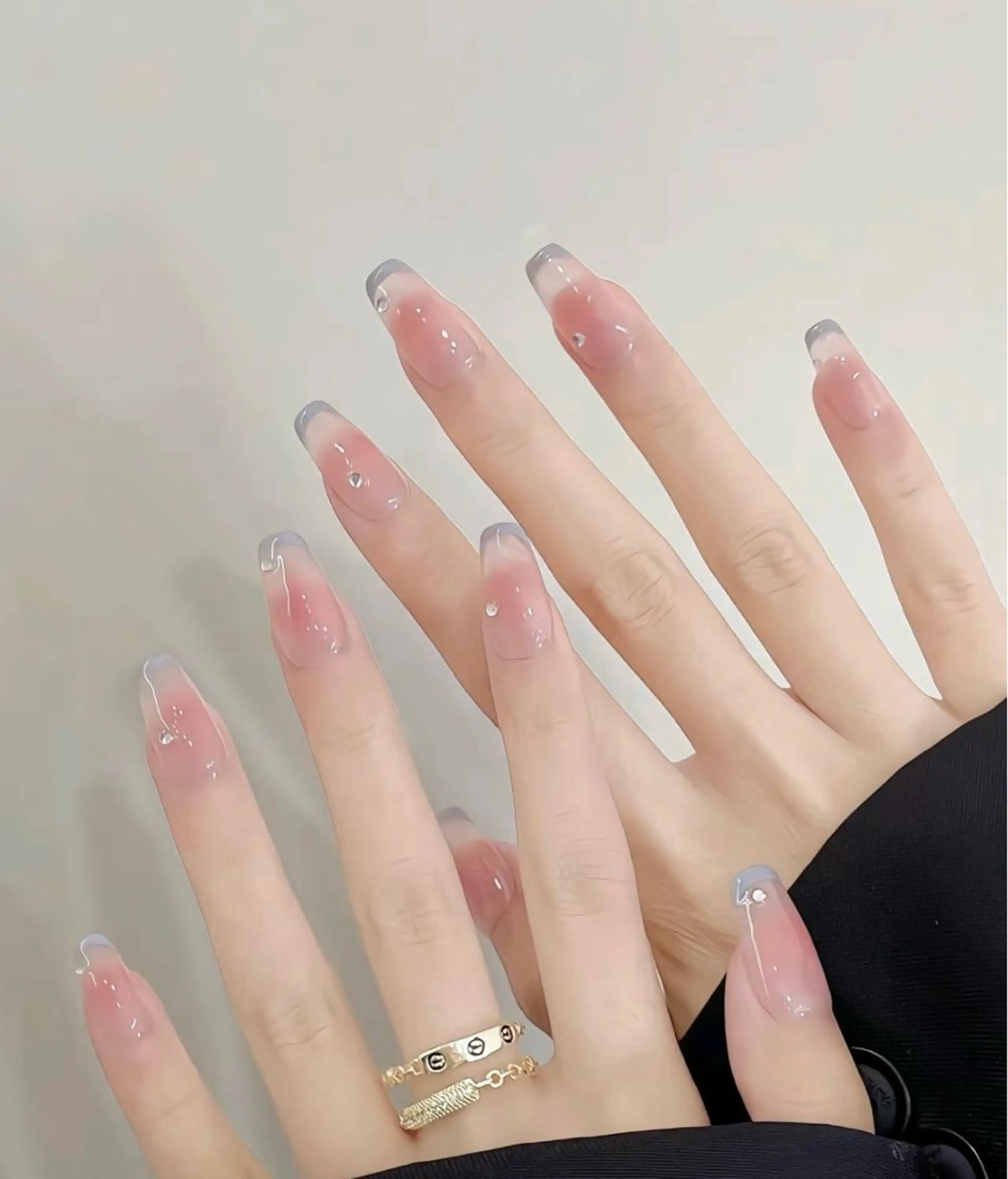 ネイル 長さ出し フットネイル フレンチネイル ジェルネイル ガラスフレンチ シン アモンのネイルデザイン