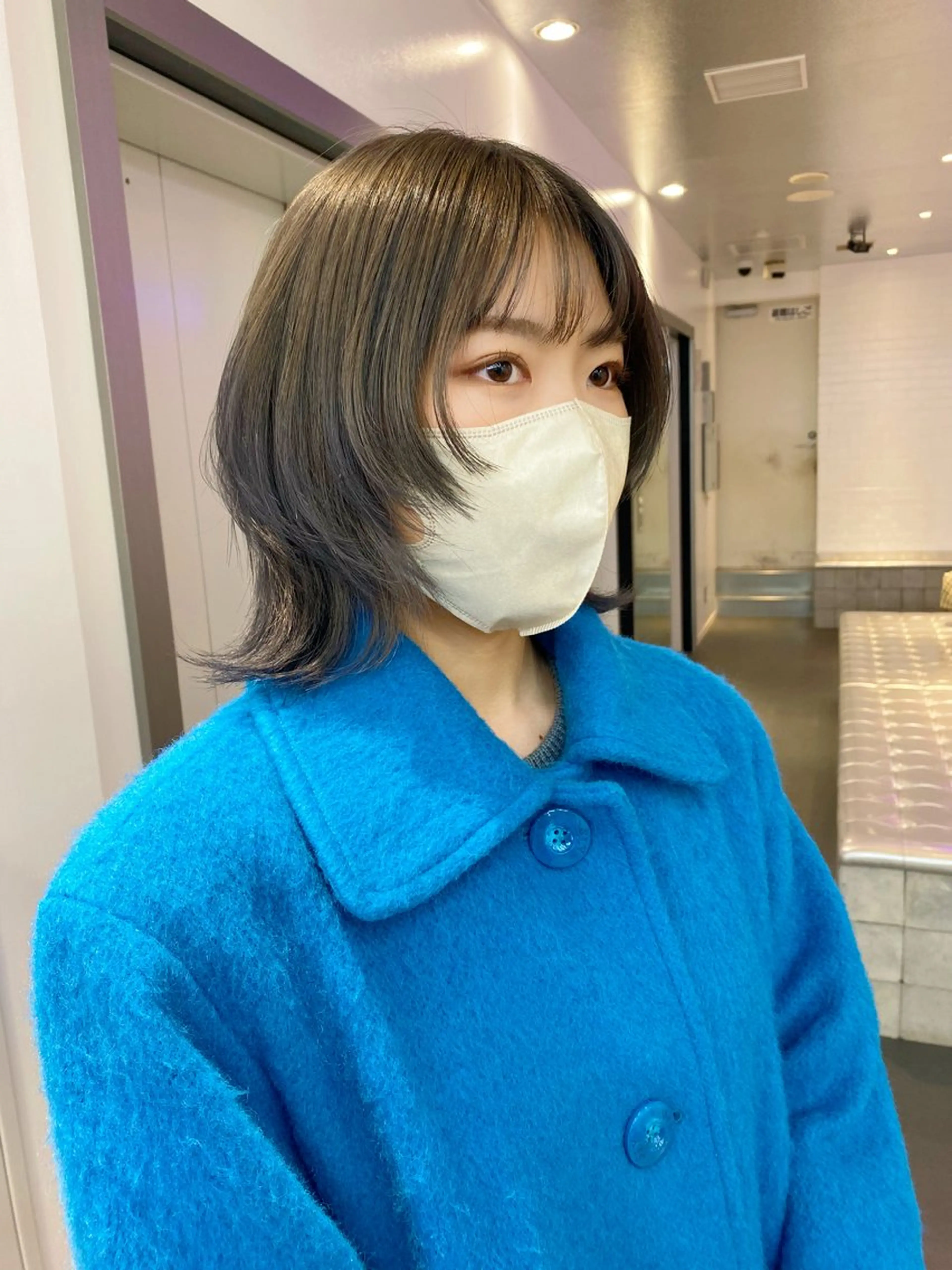 ショート カラー ショートレイヤー ブリーチ ブラウンカラー ブリーチなしカラー オリーブブラウン カット ヘアカラー トリートメント レイヤー/ハイトーン 🧸SENAのヘアスタイル