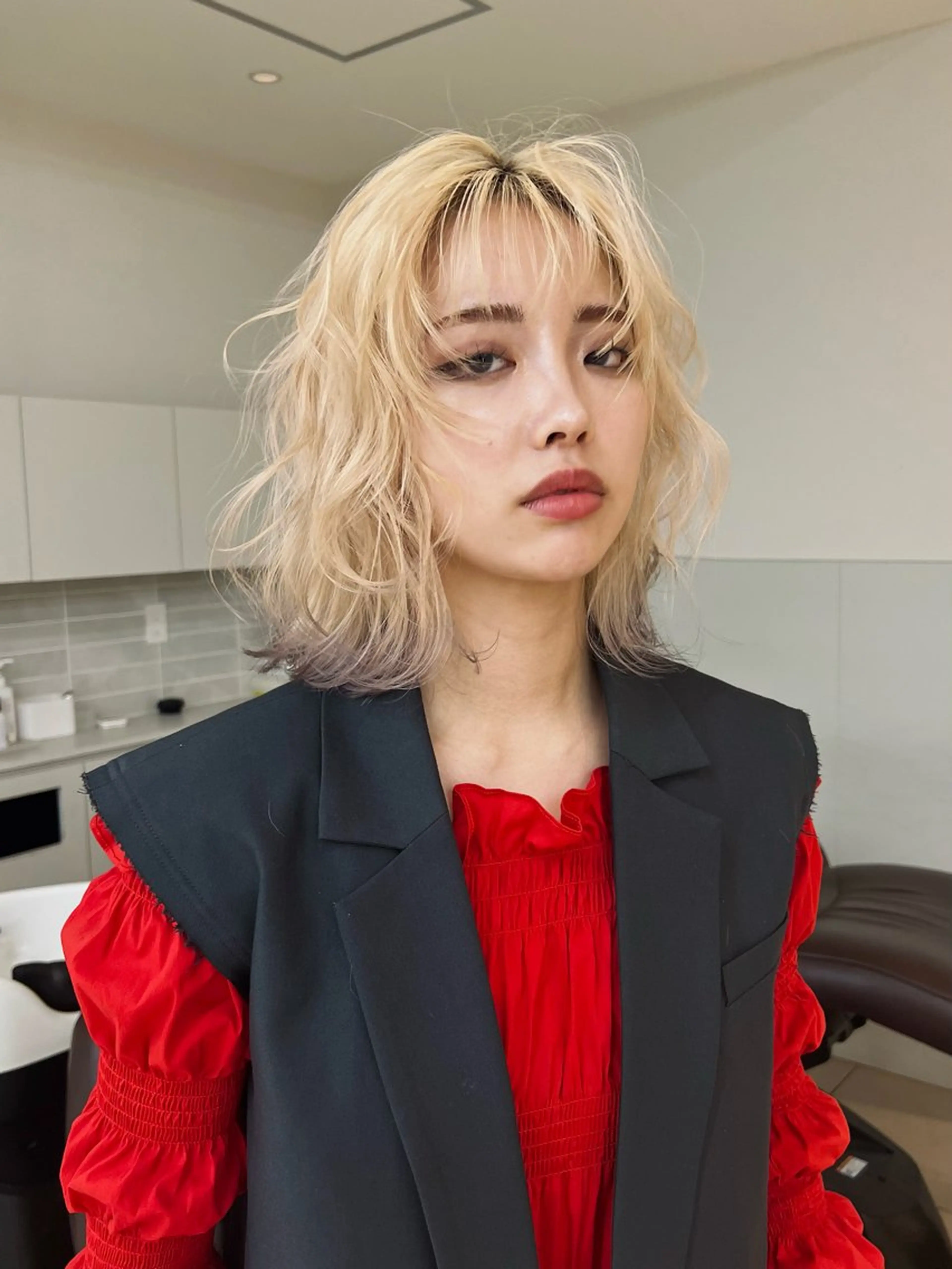 ショート カラー アッシュ アッシュブラウン ブリーチ ブラウンカラー ケアブリーチ ヘアカラー トリートメント ヘアセット レイヤー専門家 ダブルカラー修のヘアスタイル