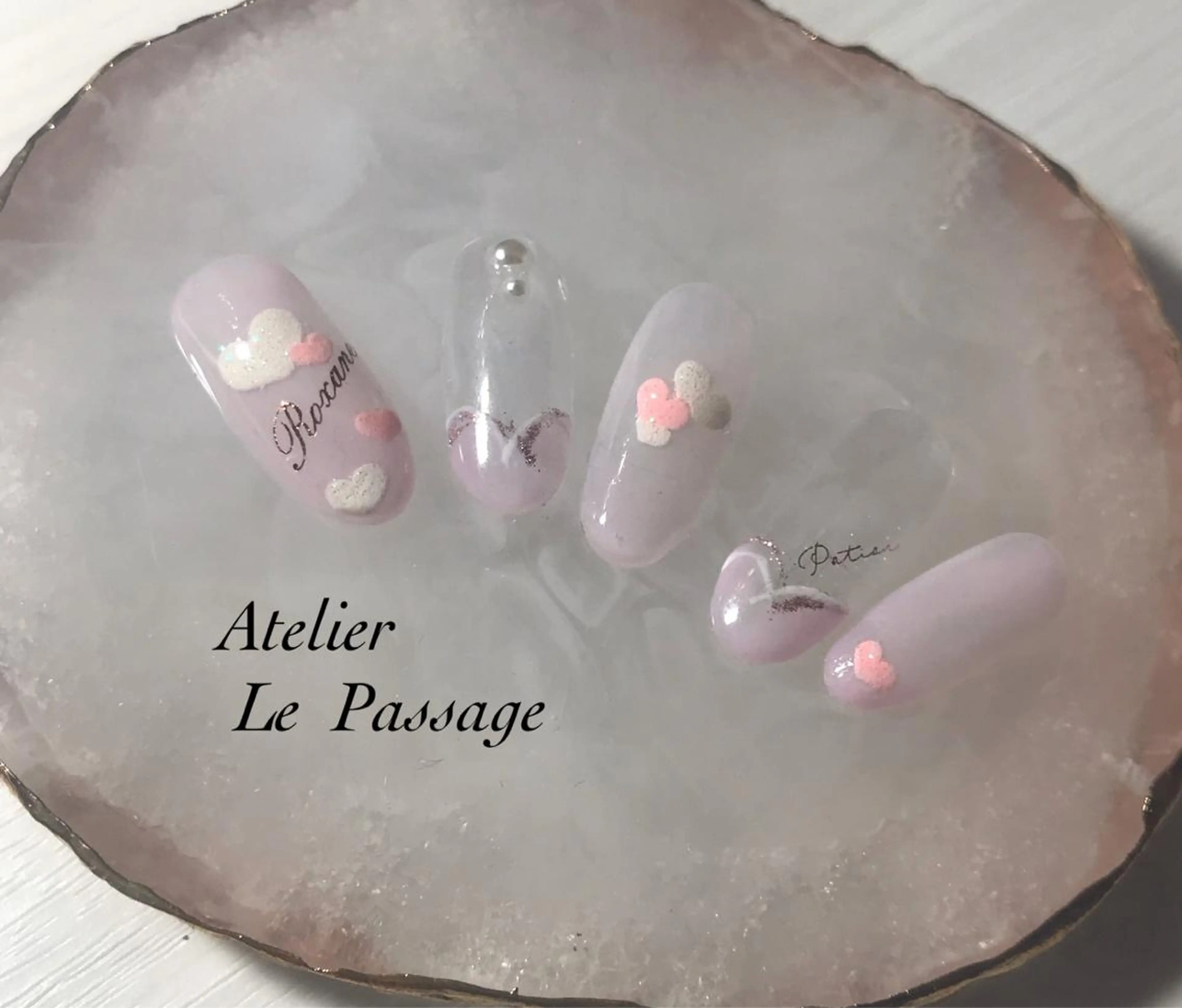 ネイル ジェルネイル ニュアンスネイル パラジェル バレンタイン 冬ネイル Atelier Le Passage所属・h nakatsukaのネイルデザイン