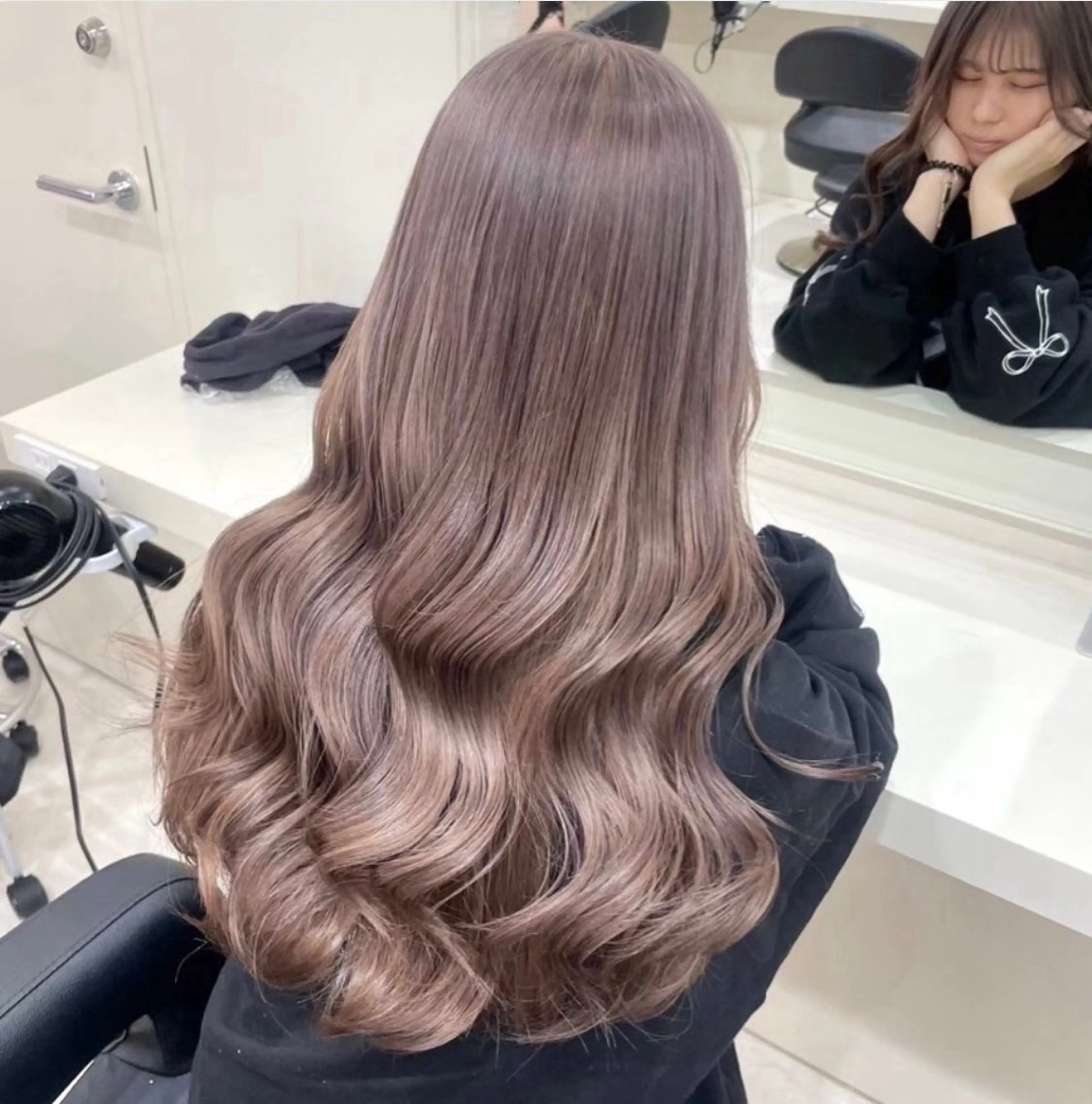 ロング 韓国ガーリー🤍ハイ トーン🤍Ayanaのヘアスタイル