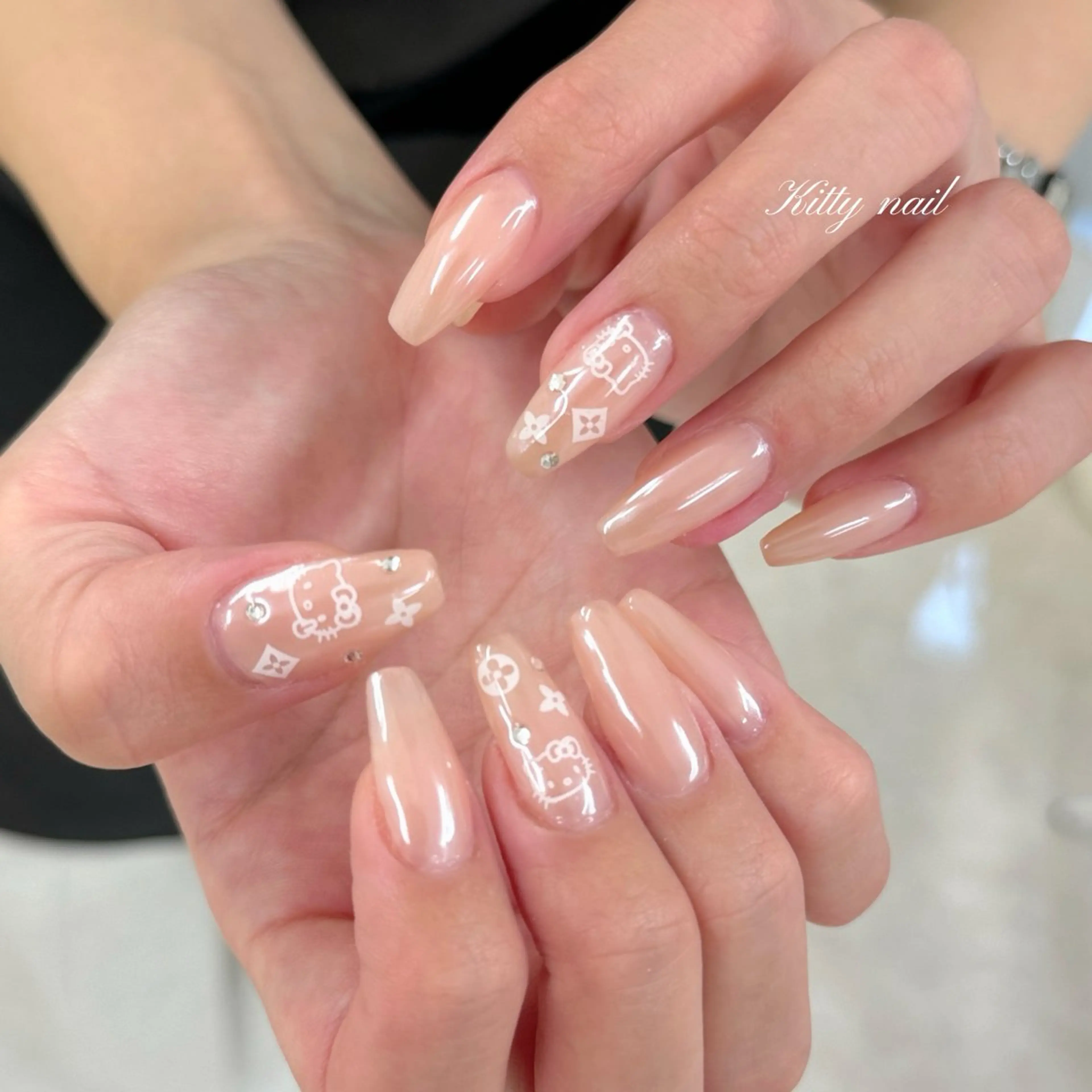 ネイル UnFLAIR 麻布十番店🧸NAOのネイルデザイン