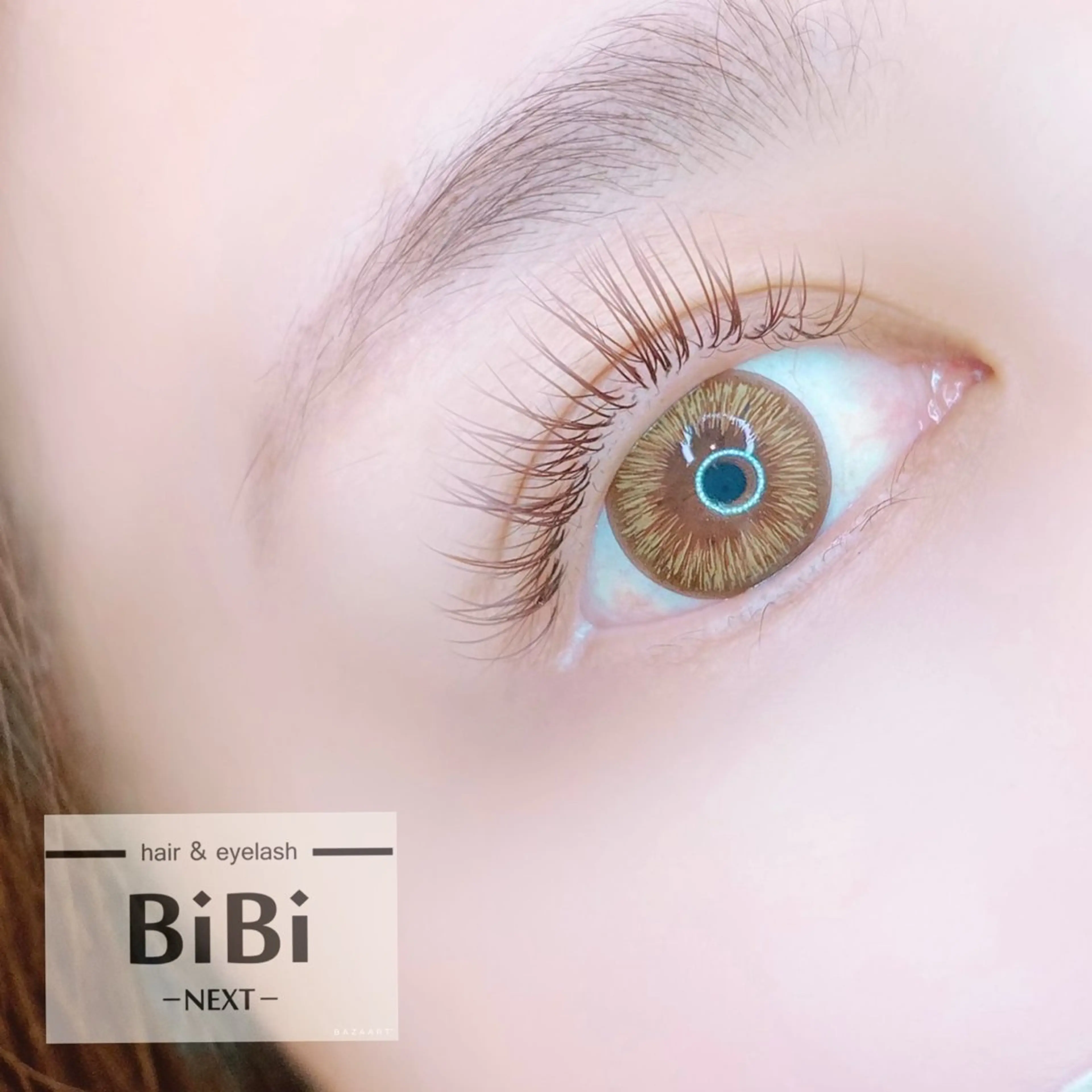 マツエク・マツパ カラーマツエク フラットラッシュ BiBi-NEXT-所属・茂木 あゆかのヘアスタイル