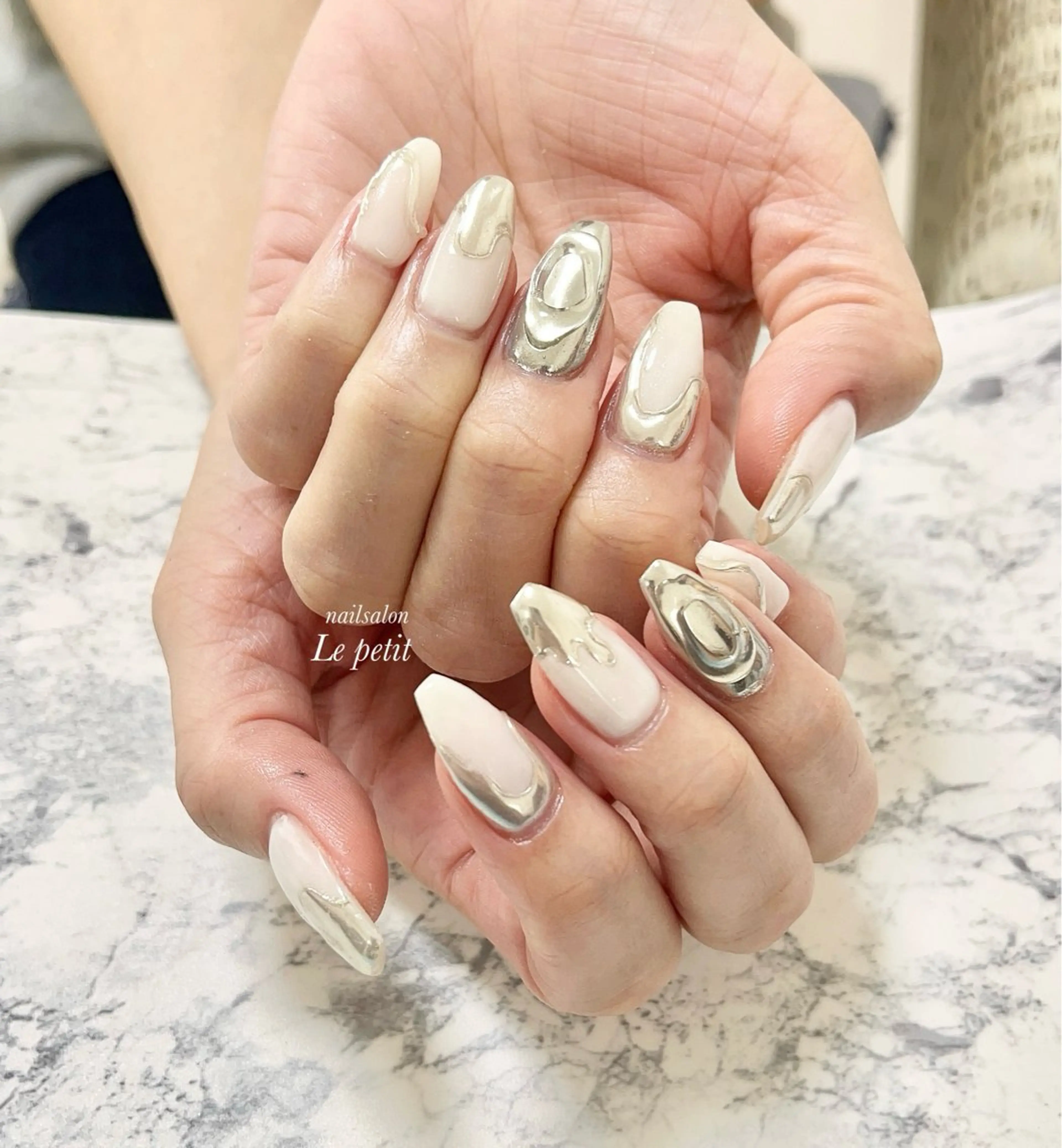 ネイル 石野 広佳のネイルデザイン