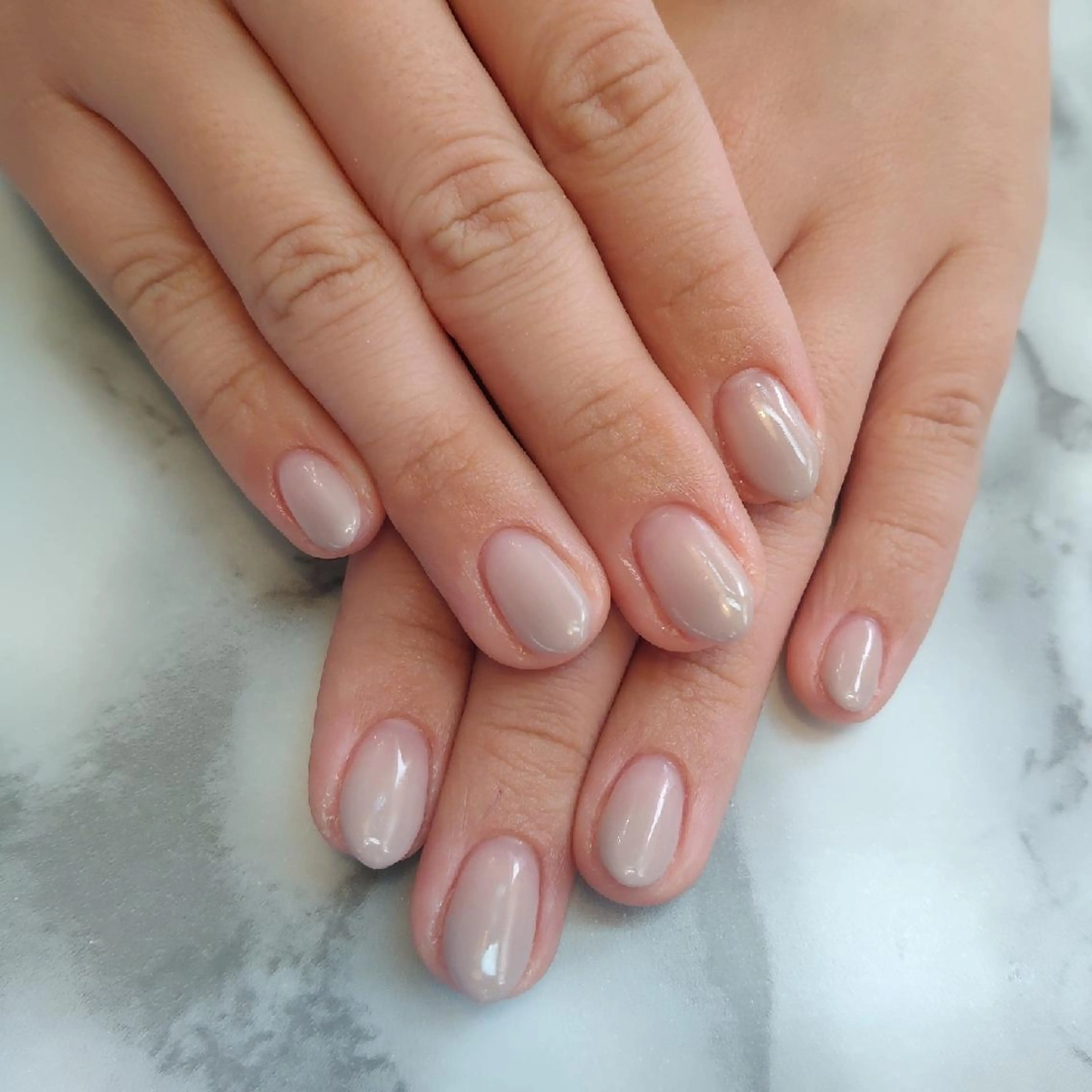 ネイル グラデーション ジェヌインネイル 河内のネイルデザイン