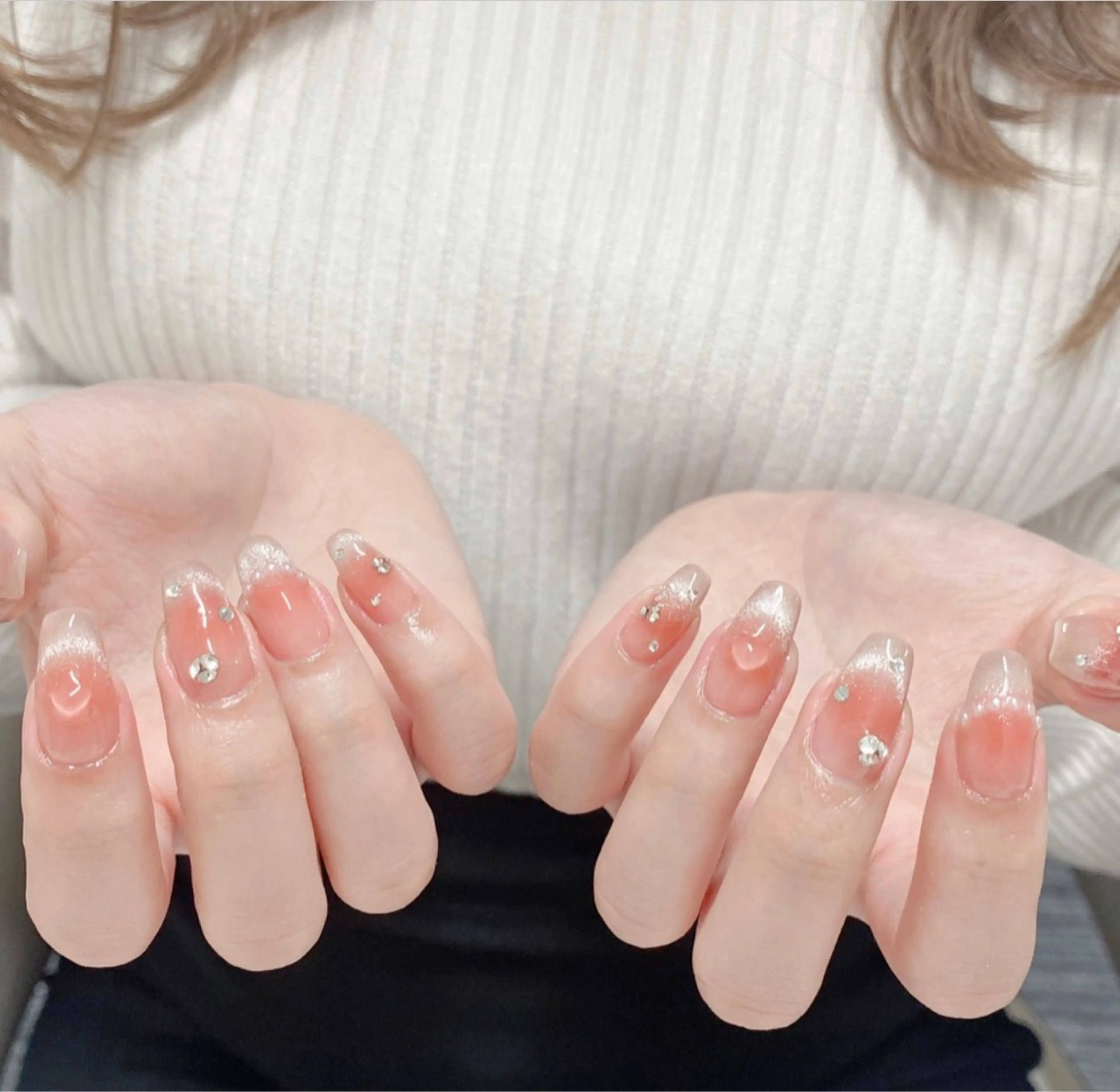 ネイル ジェルネイル ハート 韓国ネイル ニュアンスネイル パラジェル Niko nailサロンのネイルデザイン