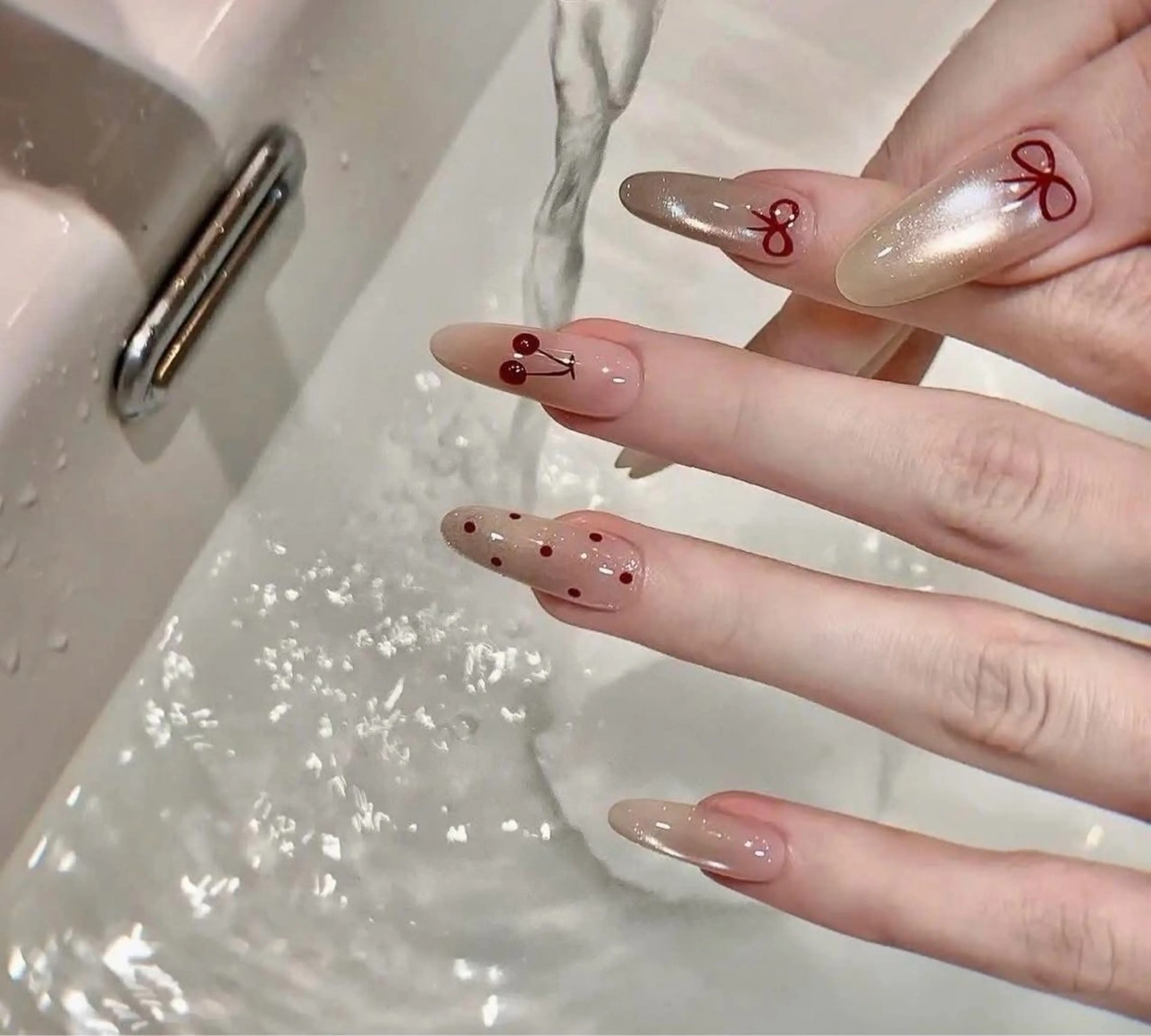 ネイル アートネイル 成人式 ジェルネイル ニュアンスネイル ネイルチップ Kora Nailのネイルデザイン