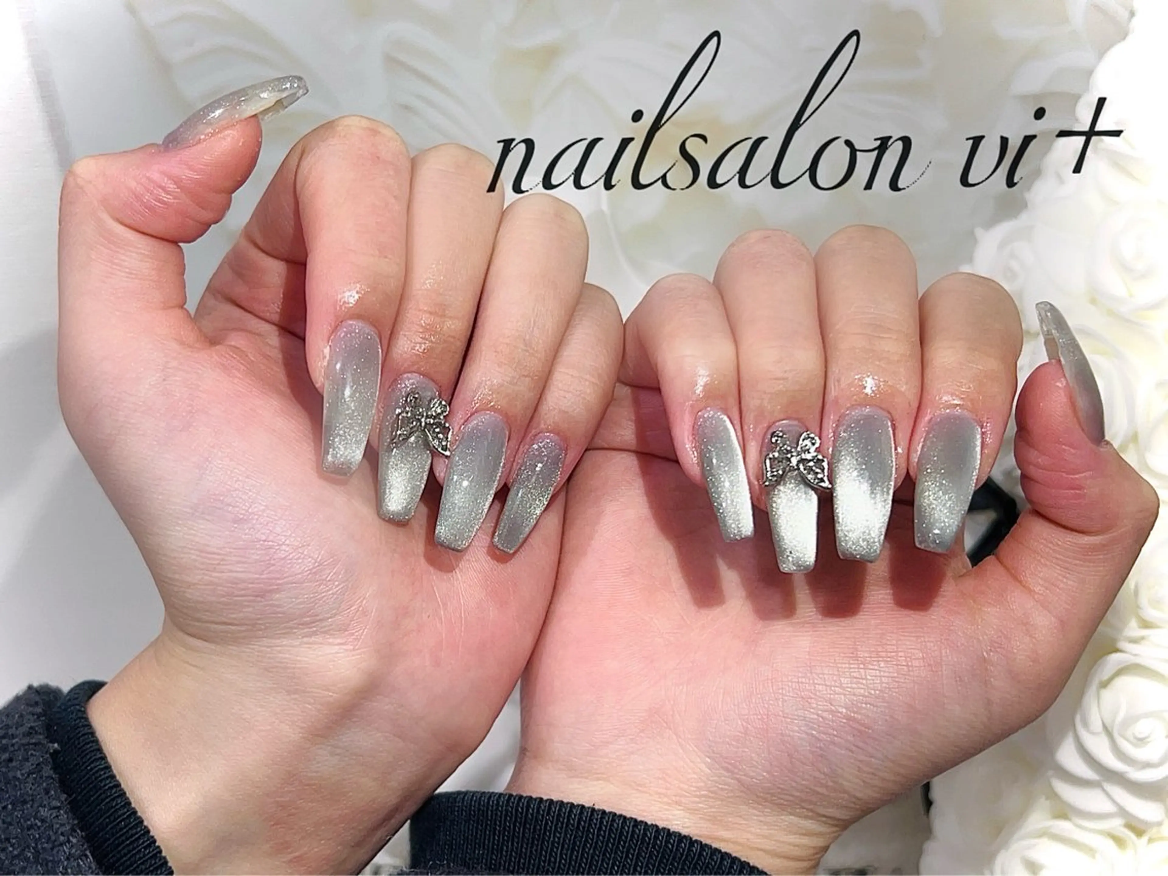 ネイル フットネイル nailsalon vi+新人LiLiのネイルデザイン