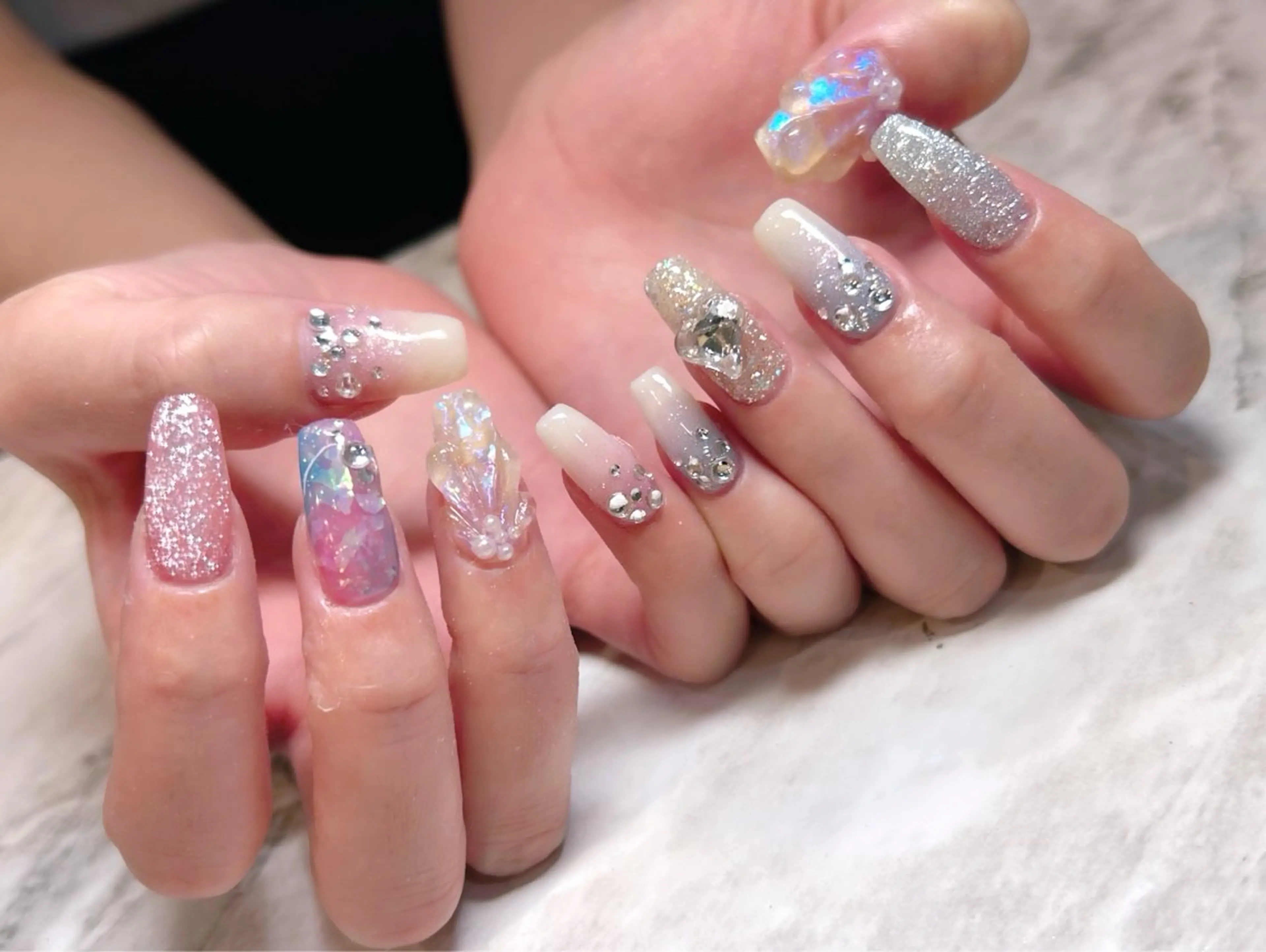 ネイル Re Pearl～コーディネートサロン～ 市駅前店所属・NARUMI HYODOのネイルデザイン