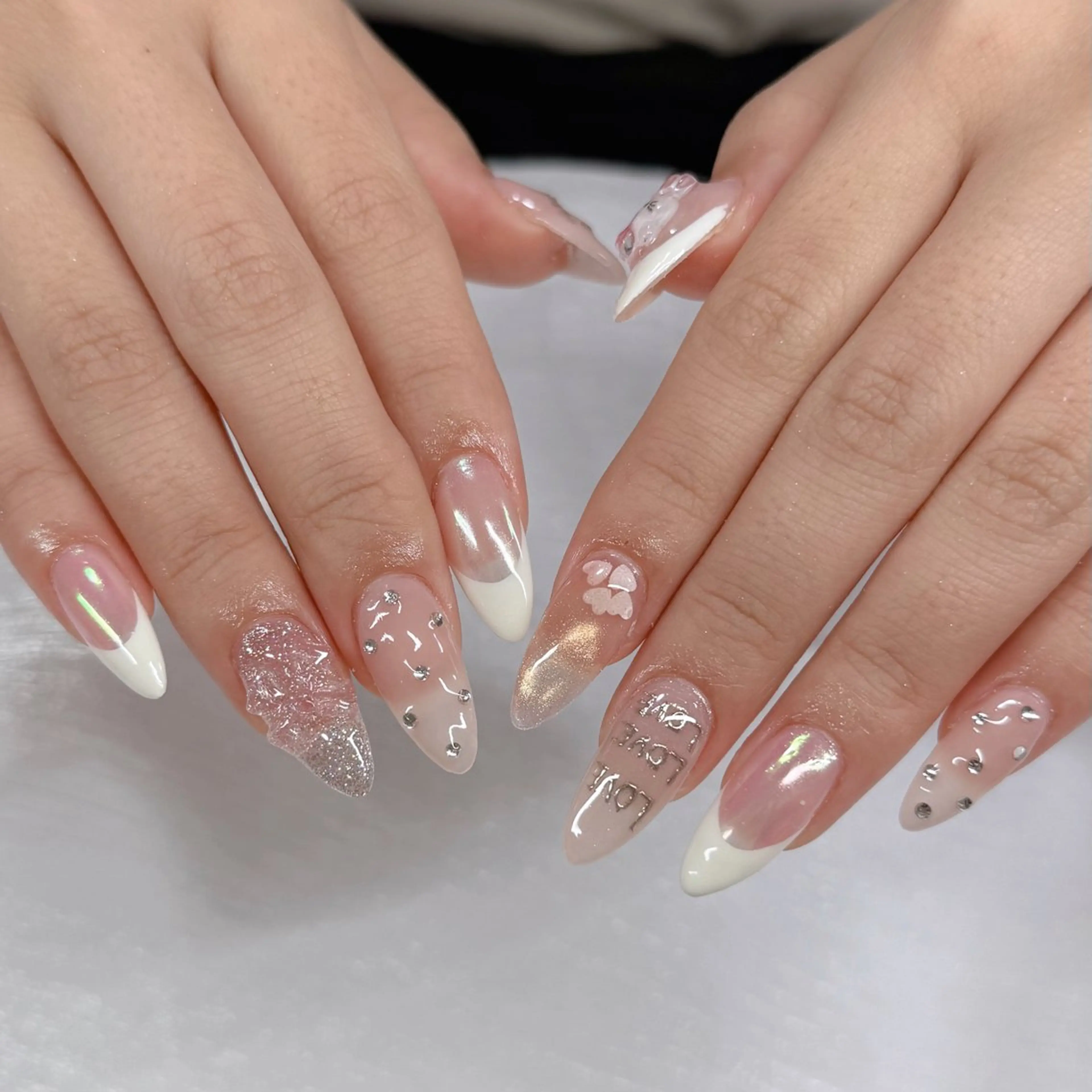 ネイル アートネイル ジェルネイル ロングネイル 持ち込み シンプルネイル ハンドネイル Lucky Nail Salon所属・Lucky Nail Salonのネイルデザイン