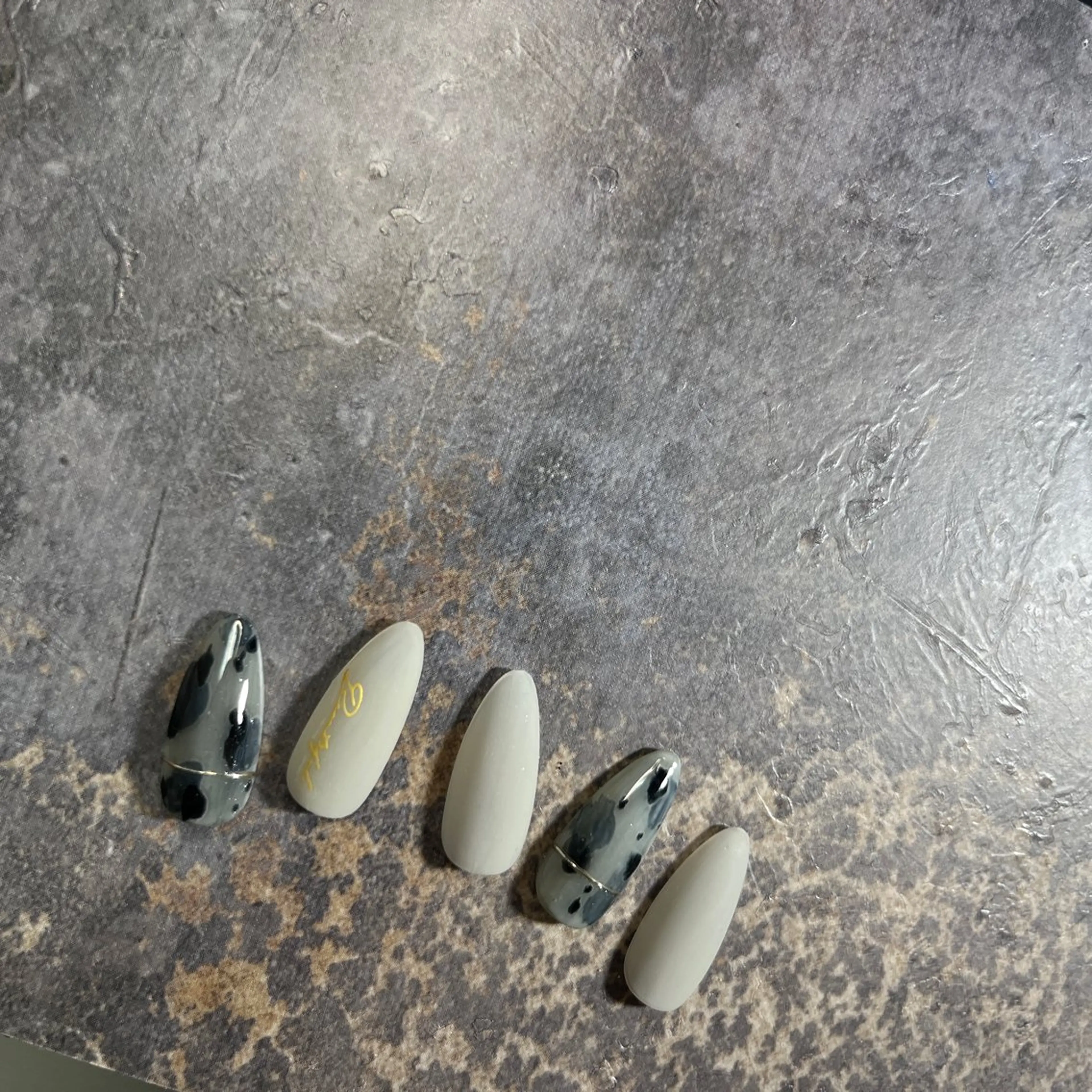 ネイル 城東区ネイルサロン carpediemのネイルデザイン